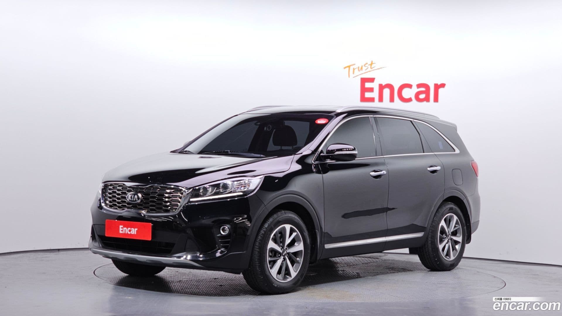 Main__Slider__Photo:Sorento Kia 2019.8-0