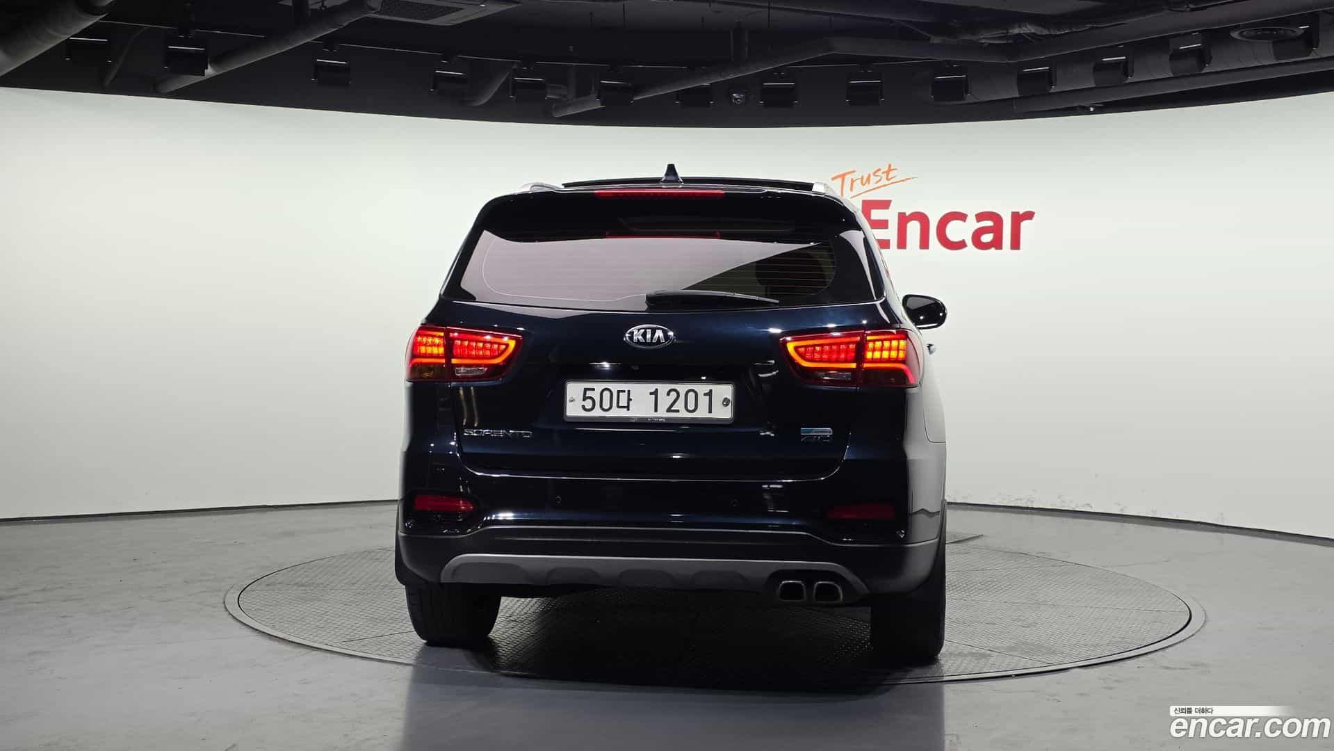 Sorento Kia 2017.10-OUTER-004