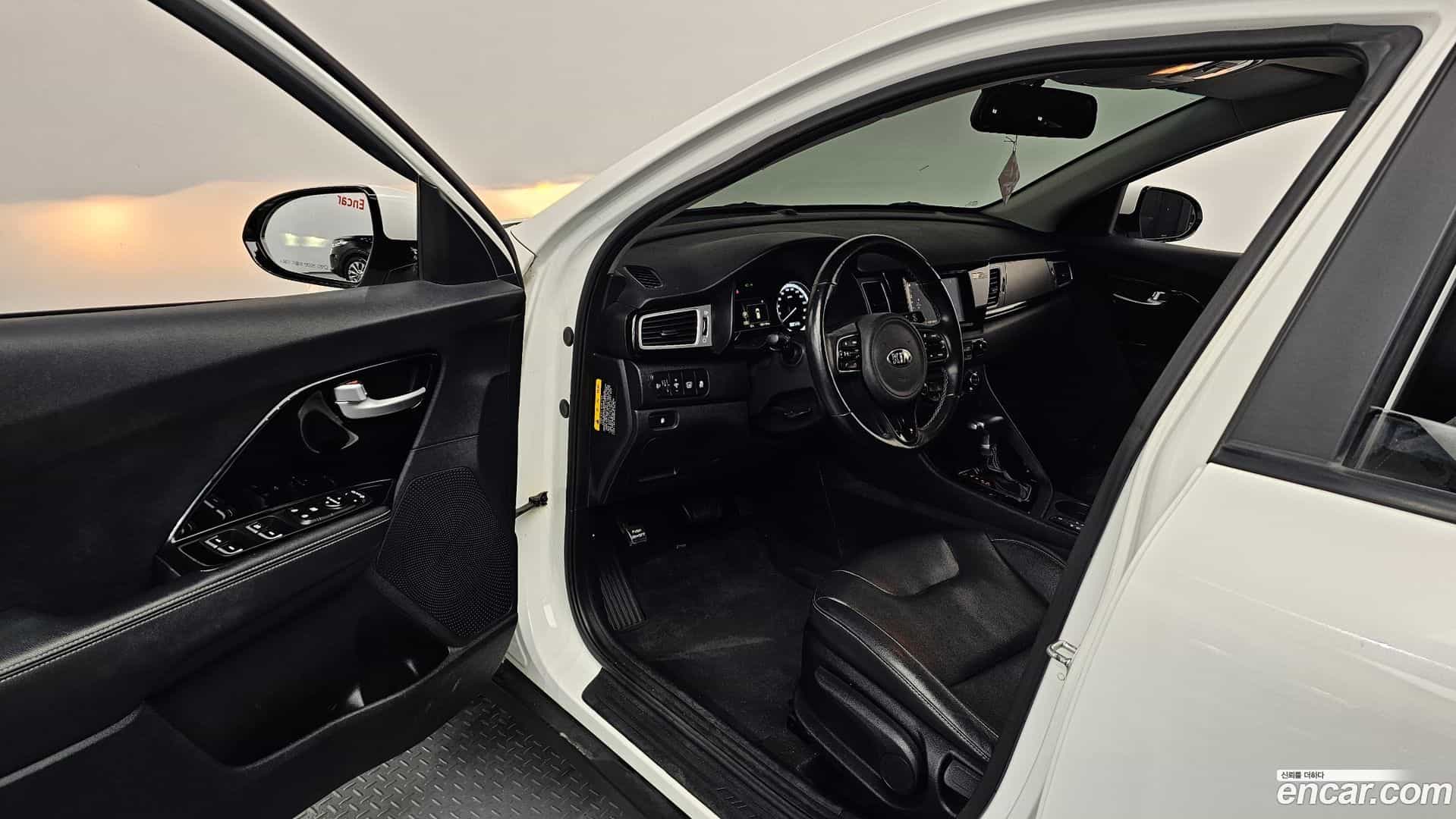 Niro Kia 2018.1-INNER-010