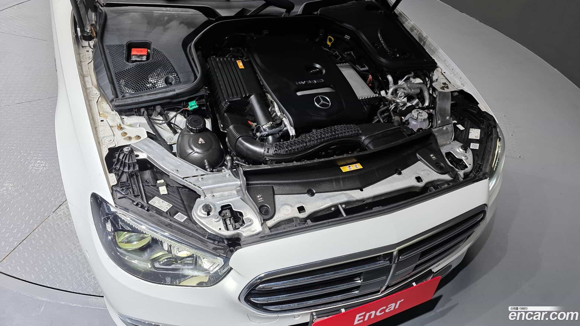 E-Class Mercedes-Benz 2021.1-INNER-006