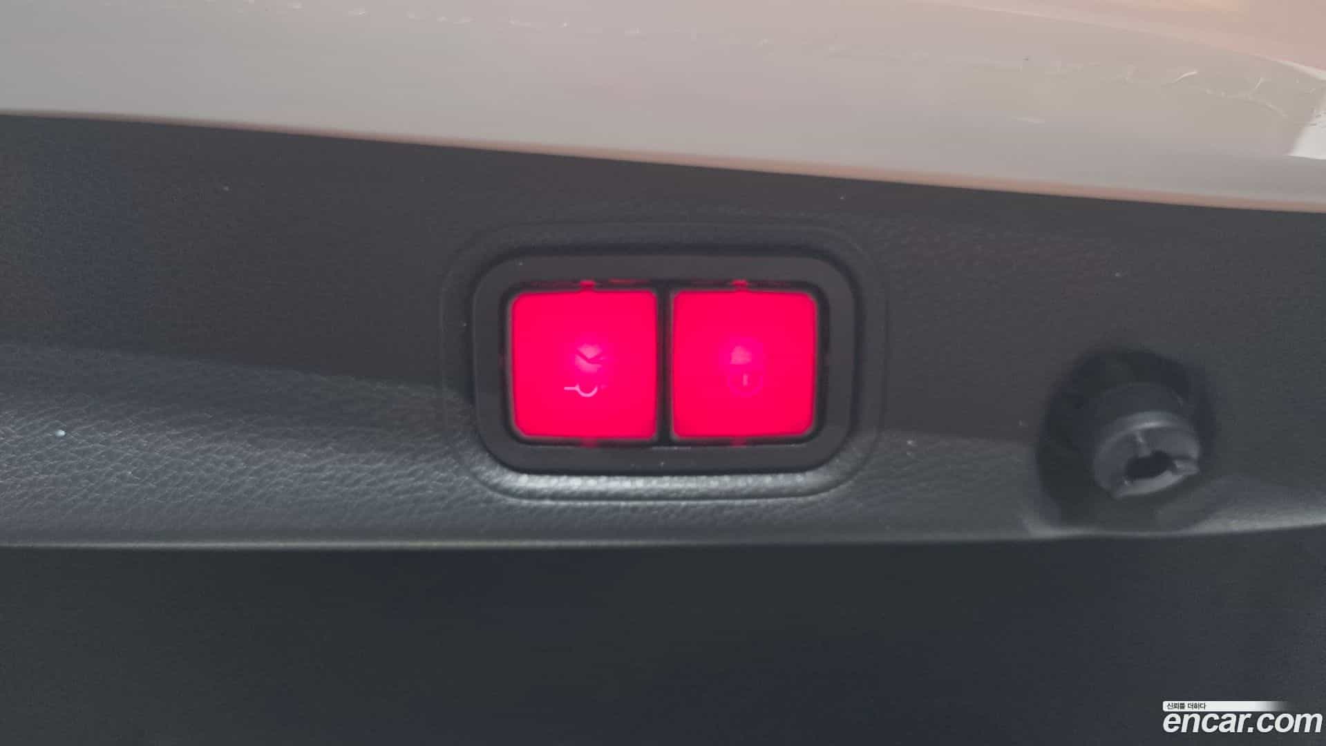 E-Class Mercedes-Benz 2021.1-OPTION-024