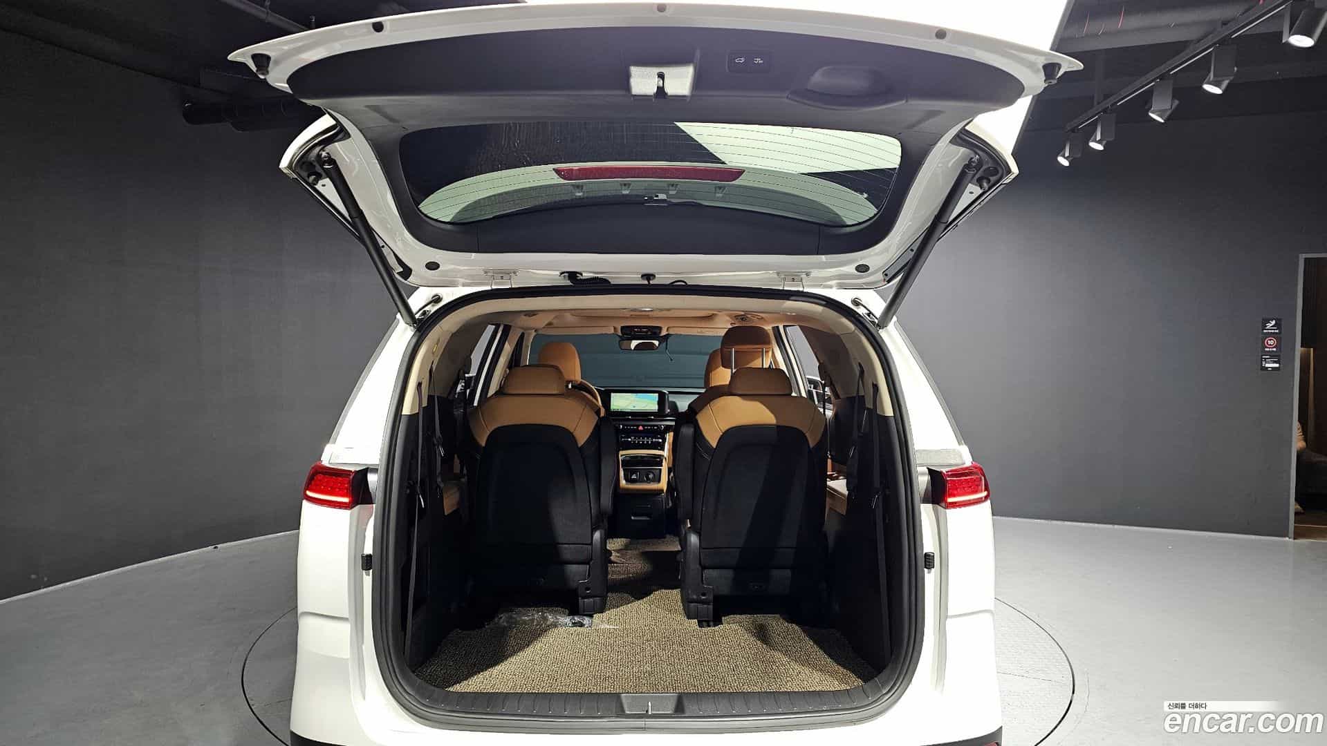 Canival Kia 2022.1-OPTION-024