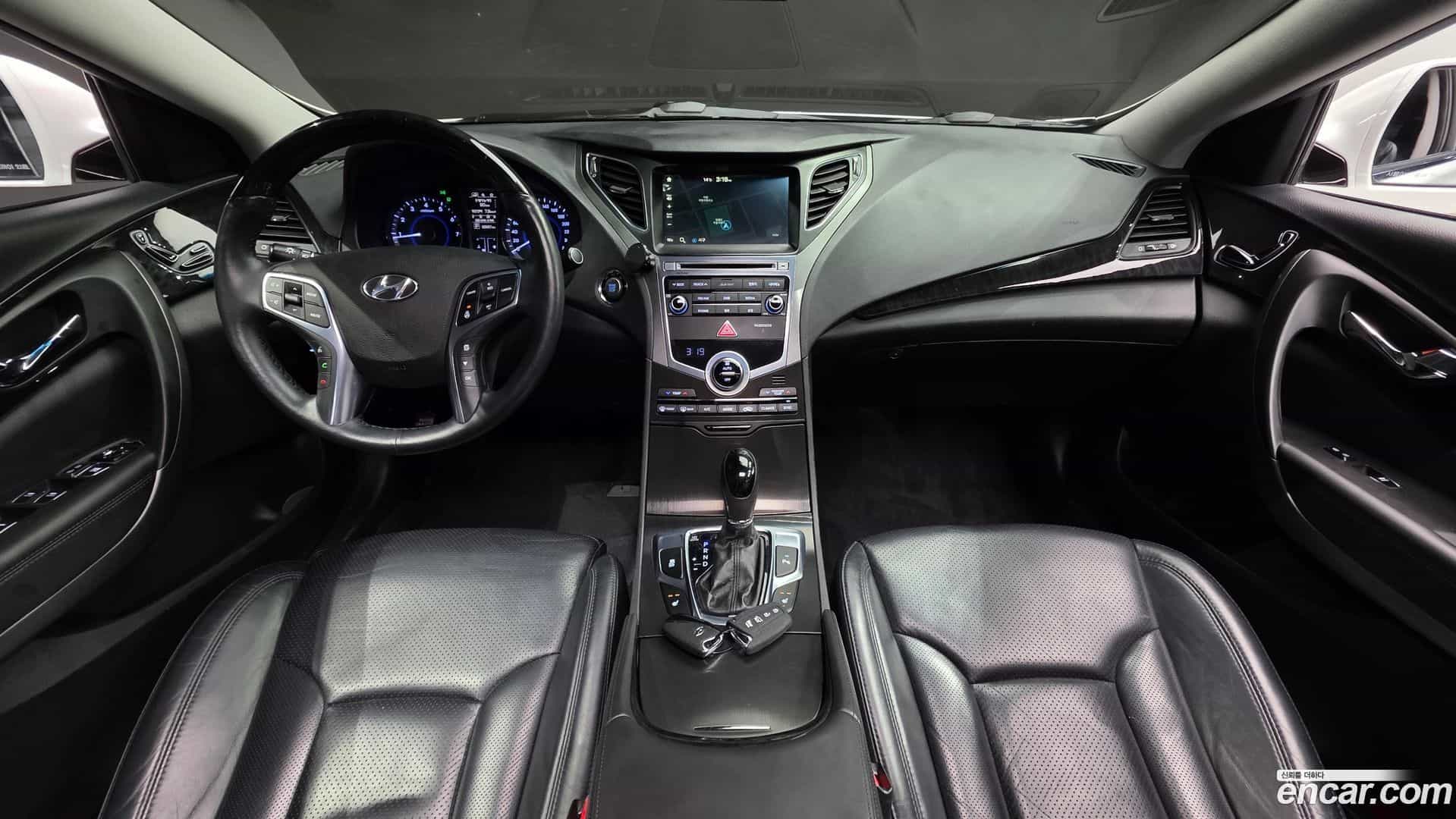 Grandeur Hyundai 2015.9-INNER-007