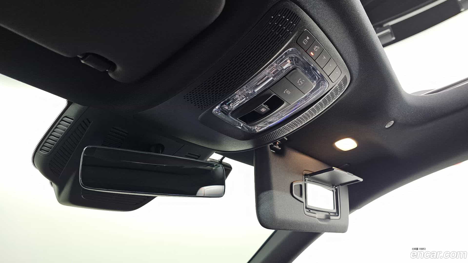CLA-Class Mercedes-Benz 2023.6-OPTION-019