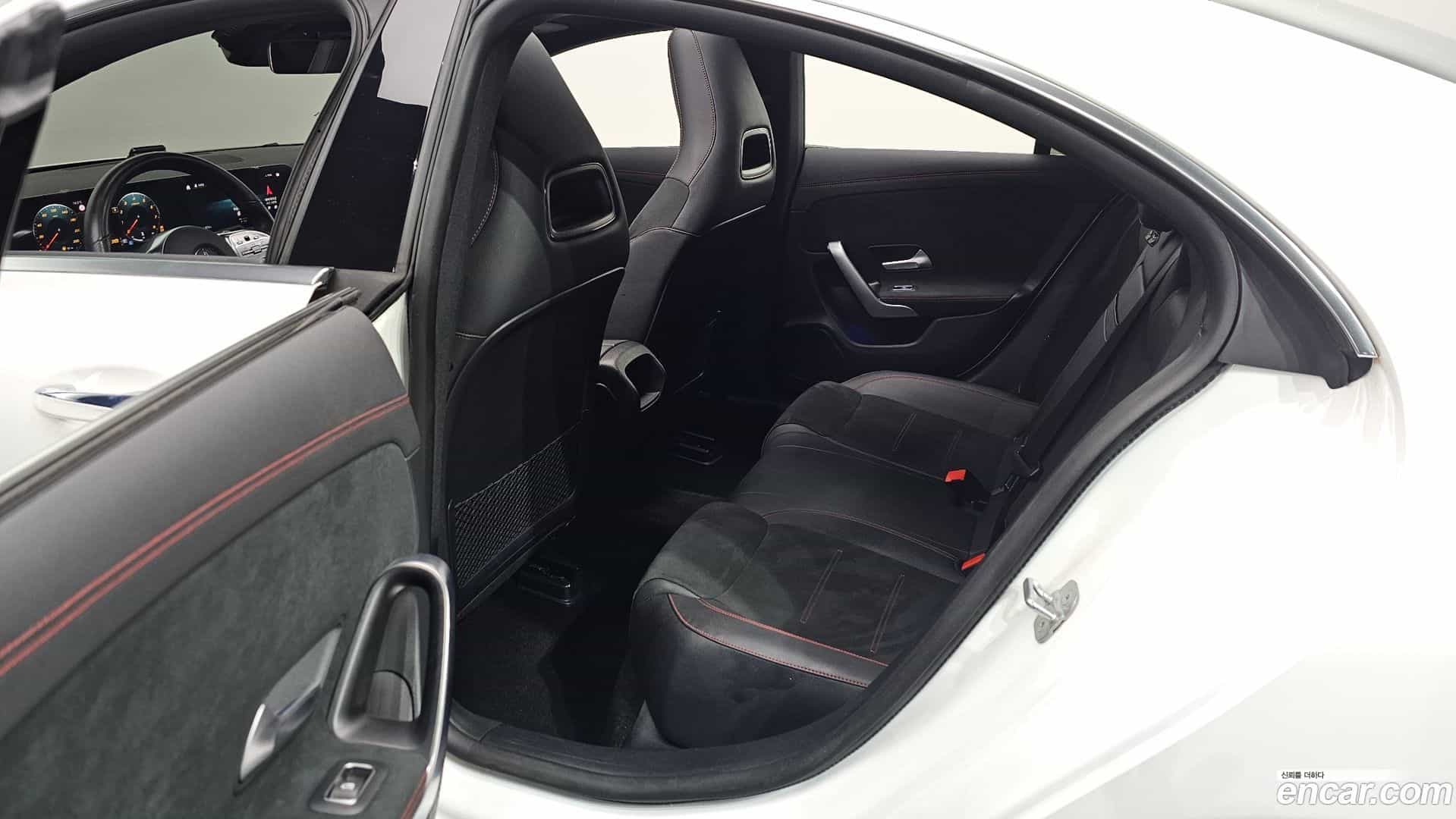 CLA-Class Mercedes-Benz 2023.6-OPTION-022