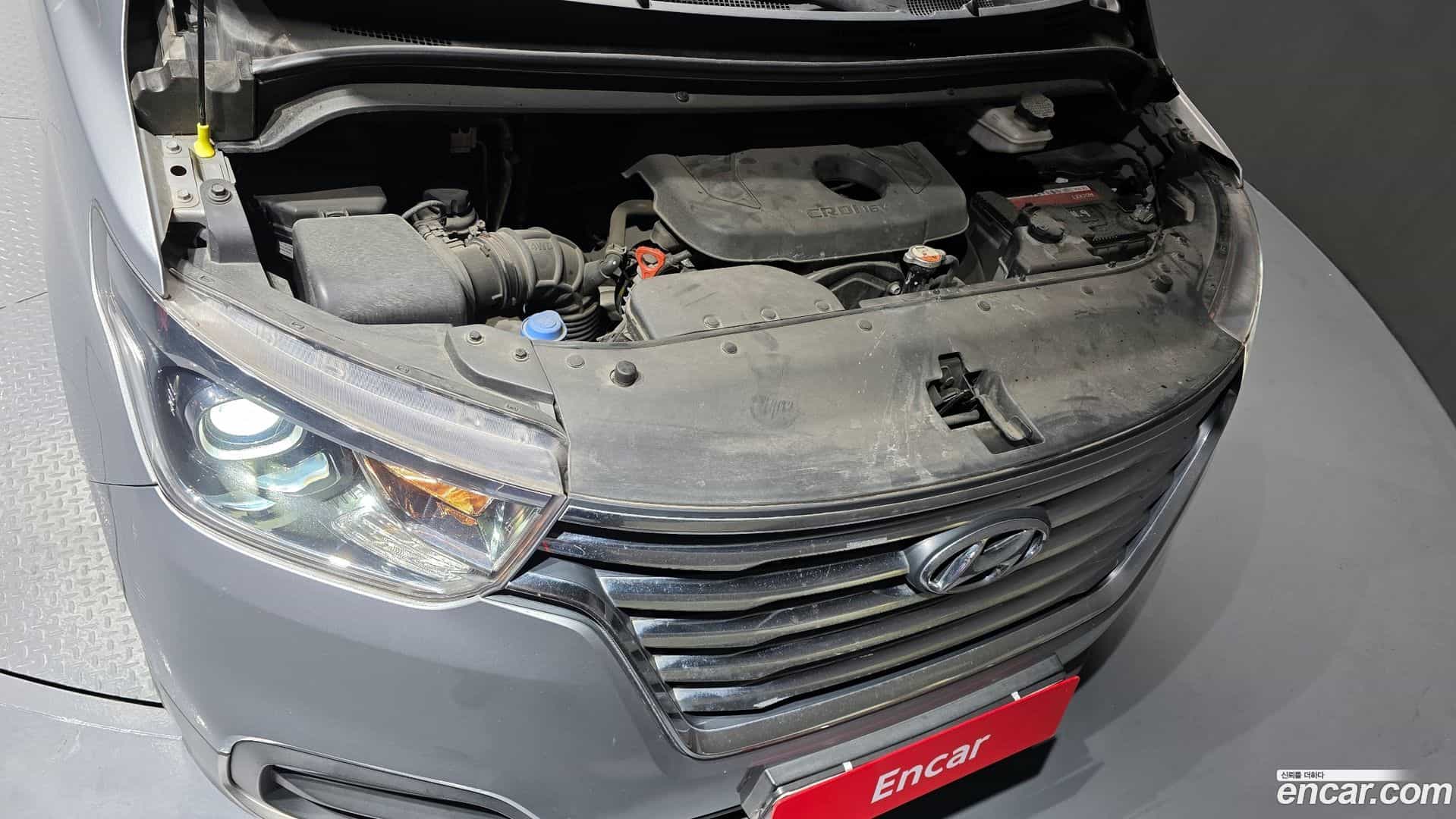 Starex Hyundai 2019.2-INNER-006