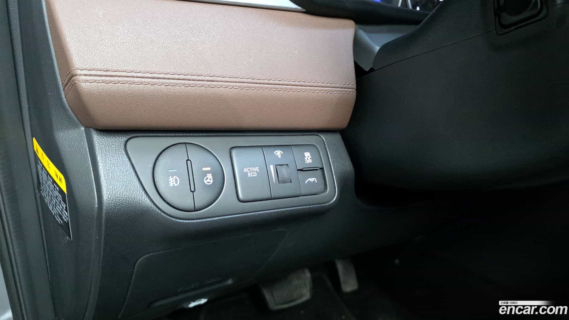 Starex Hyundai 2019.2-OPTION-019