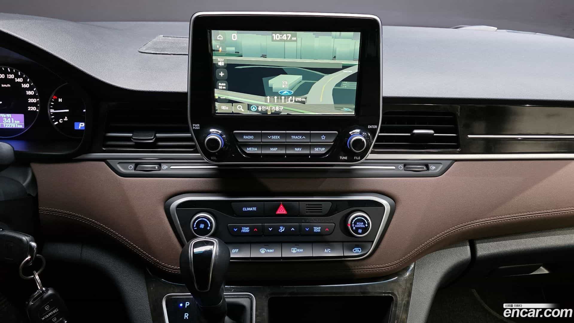Starex Hyundai 2019.2-OPTION-020