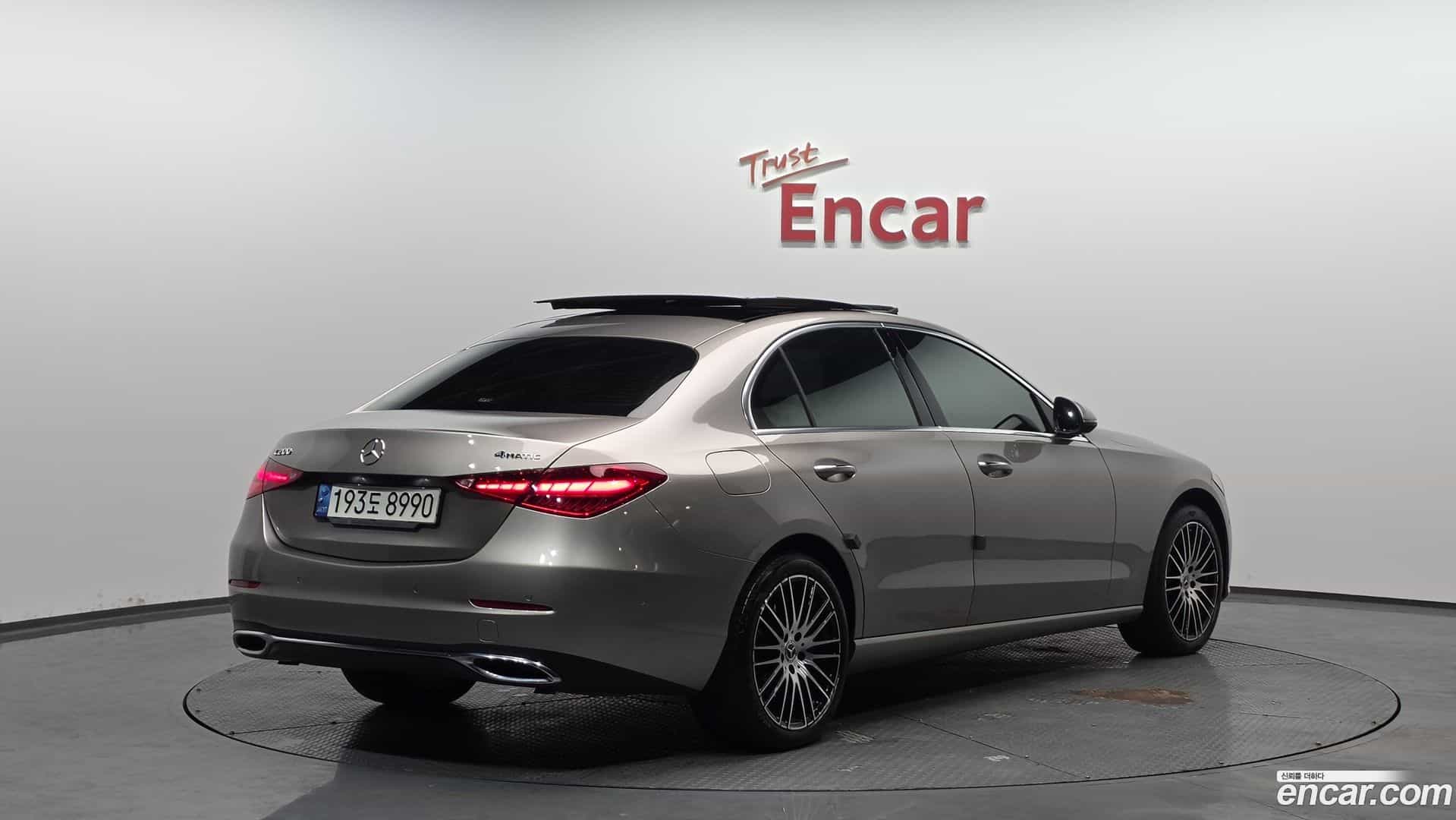 C-Class Mercedes-Benz 2022.3-OUTER-002