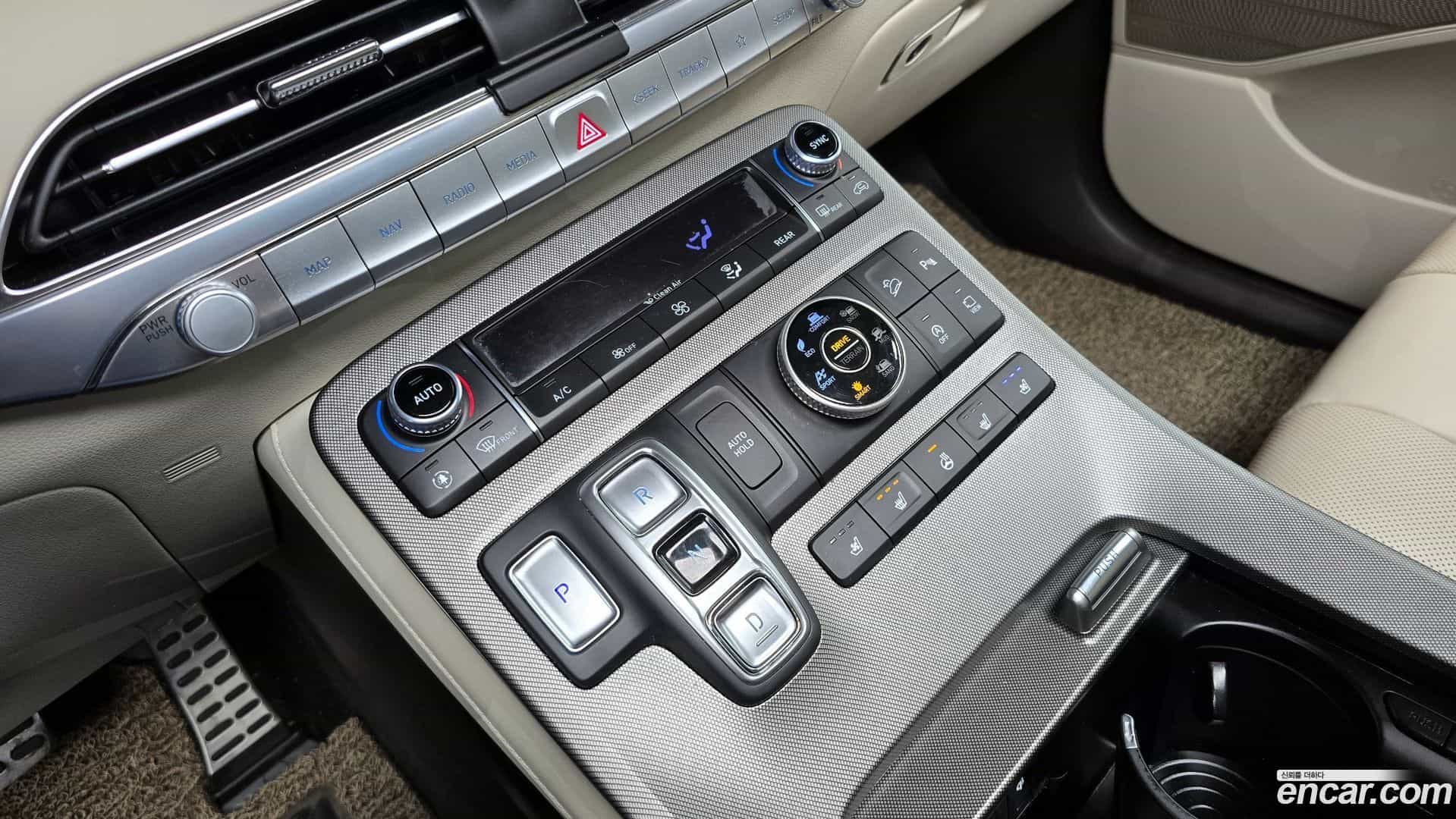 Palisade Hyundai 2021.6-INNER-009