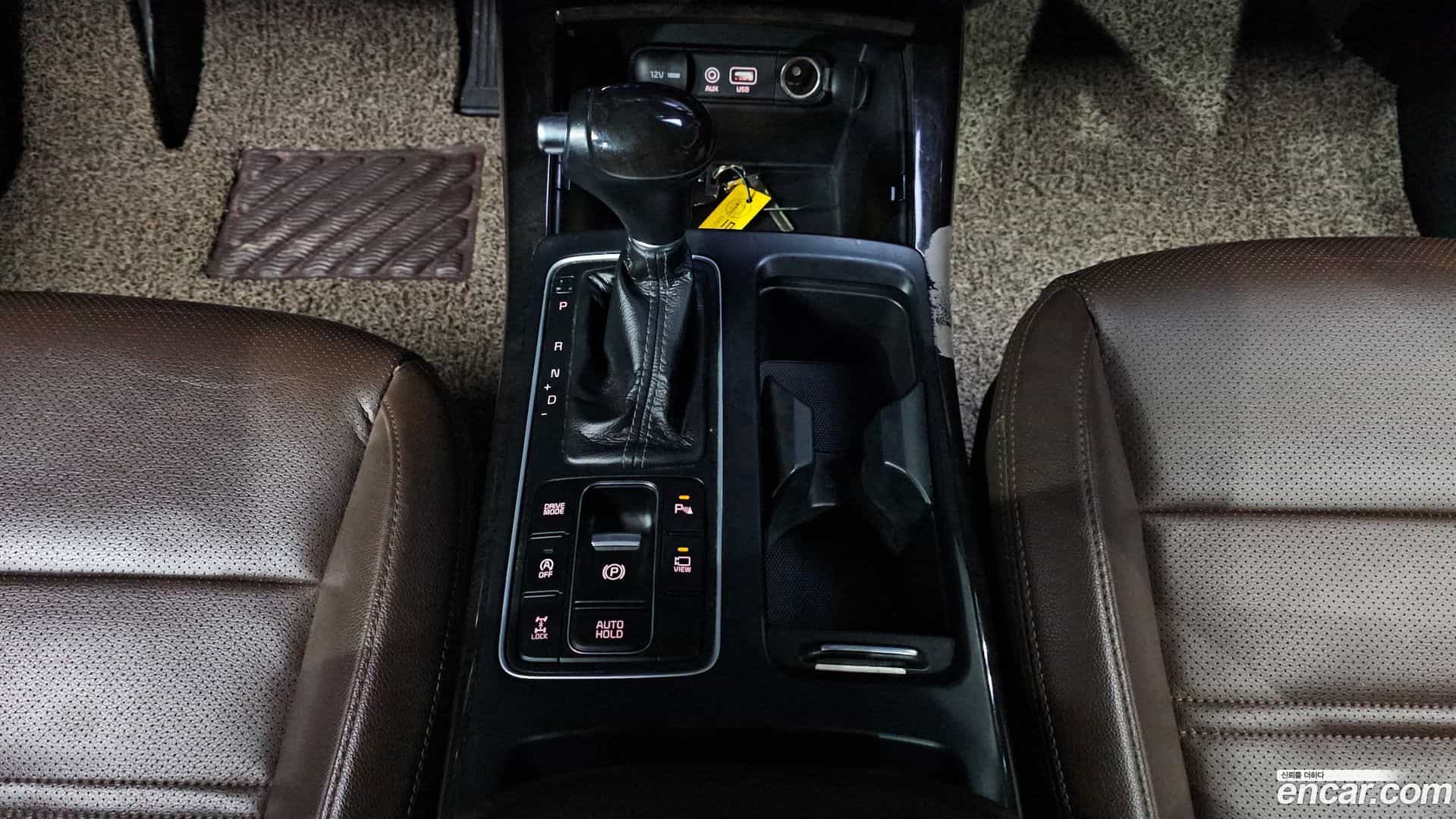 Sorento Kia 2016.5-INNER-009