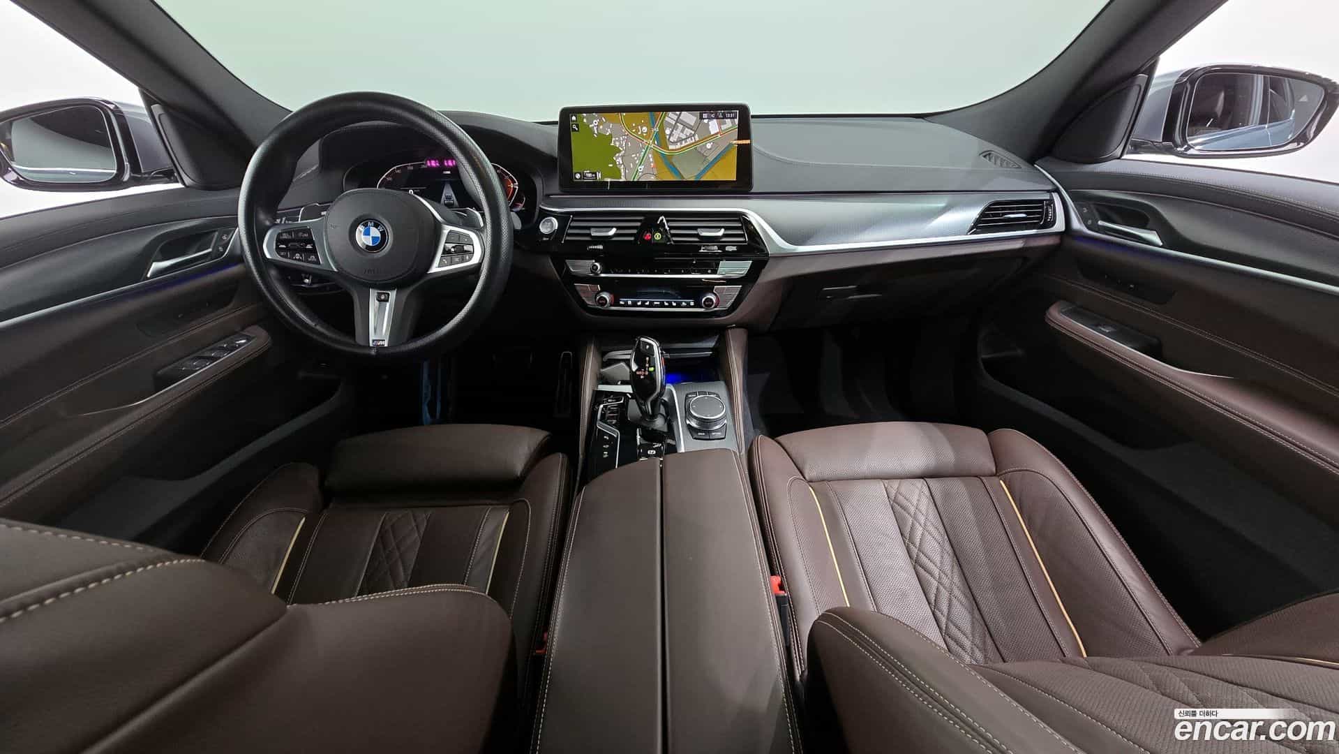 Gran Turismo BMW 2023.5-INNER-007