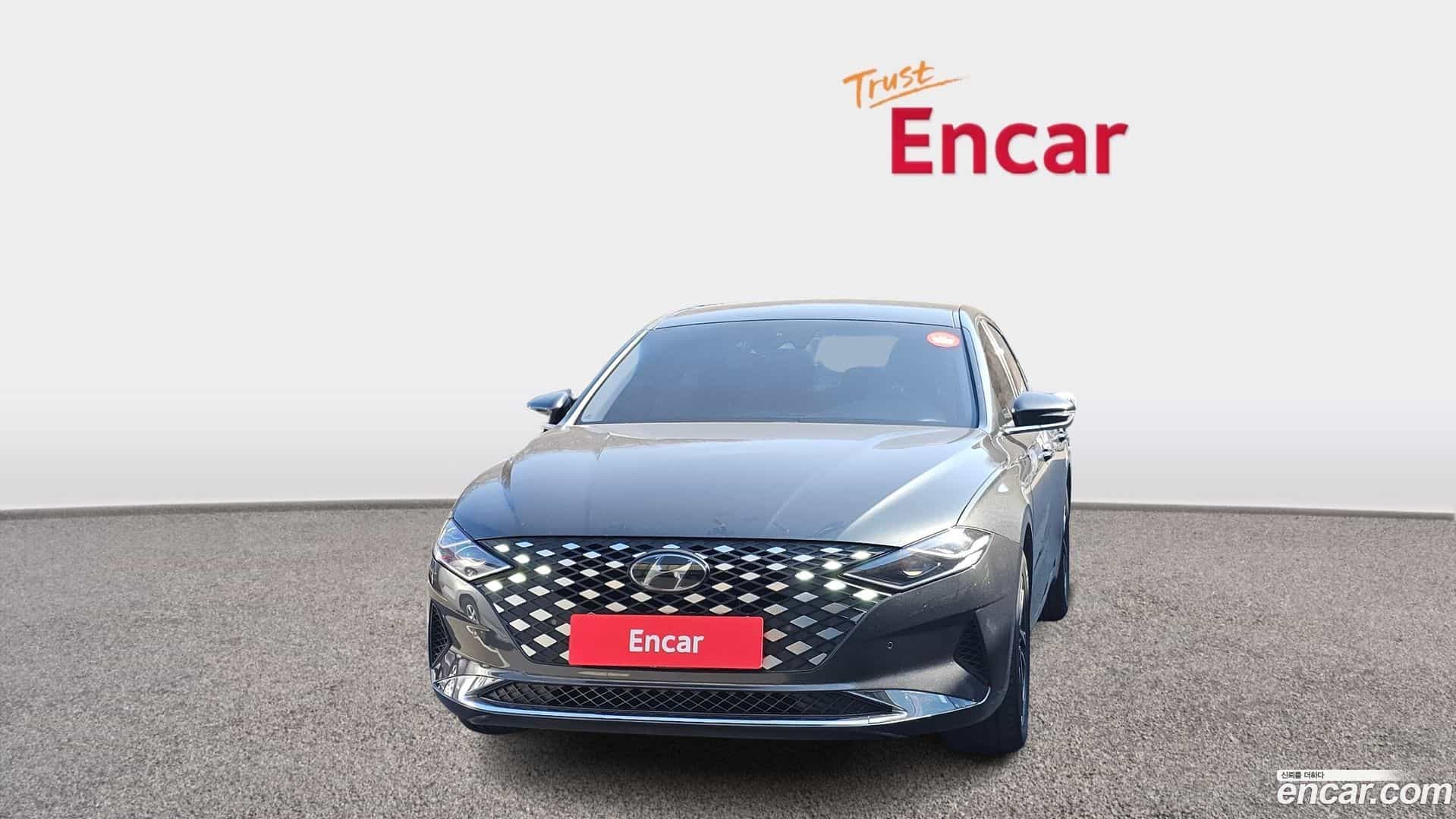 Grandeur Hyundai 2022.6-OUTER-003