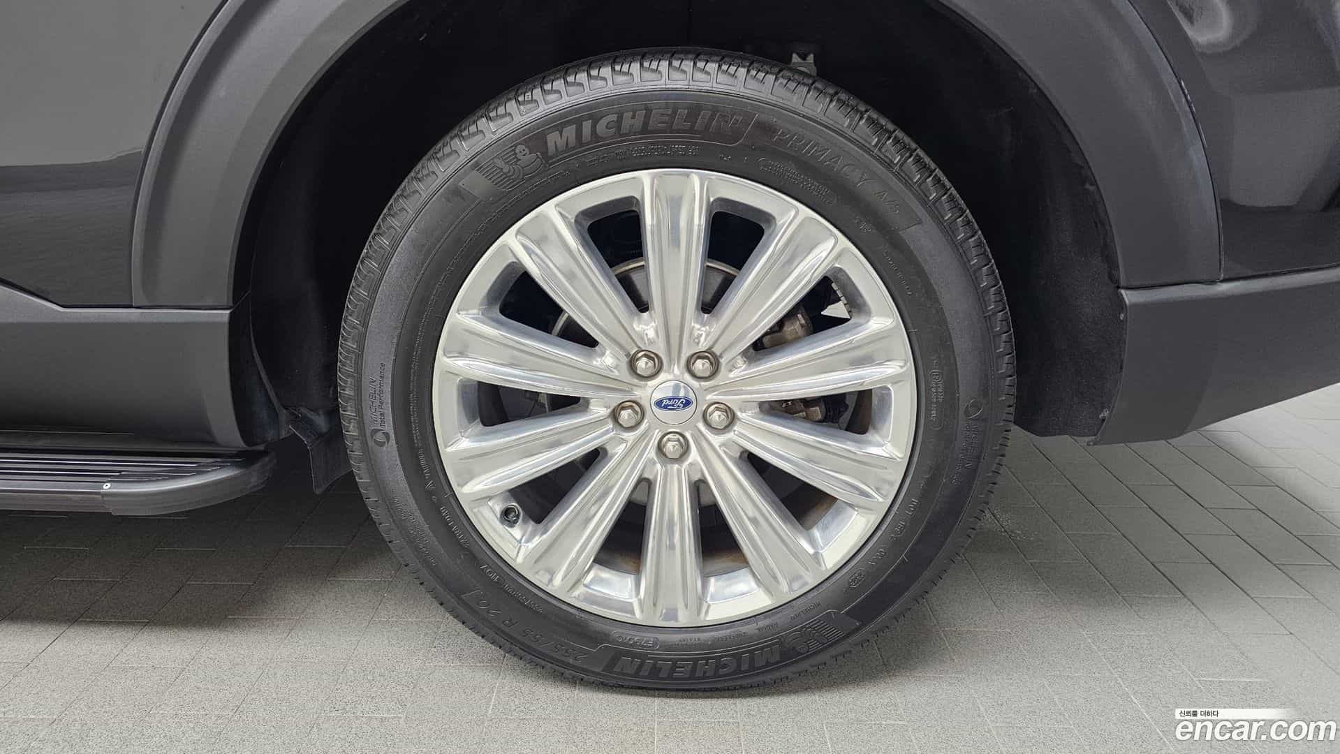 Explorer Ford 2023.11-OUTER-005