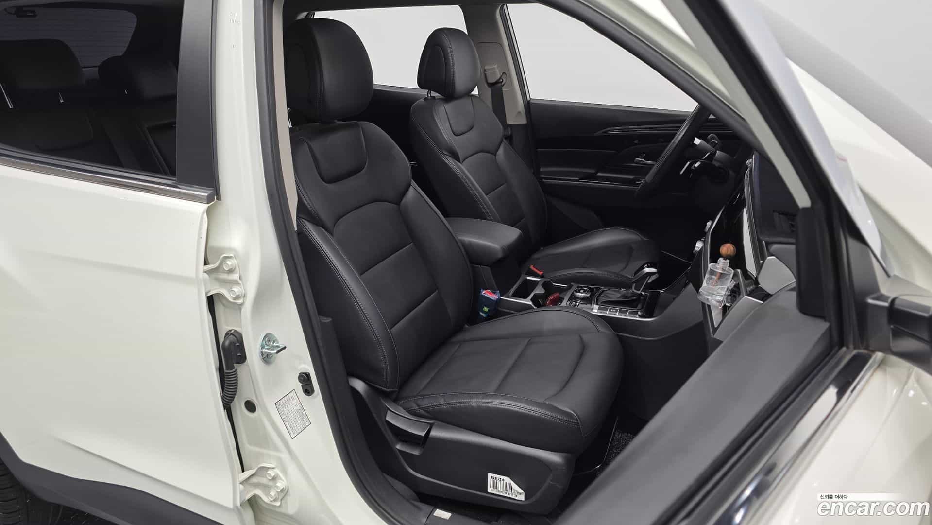 KORANDO KG Mobility 2022.2-INNER-010