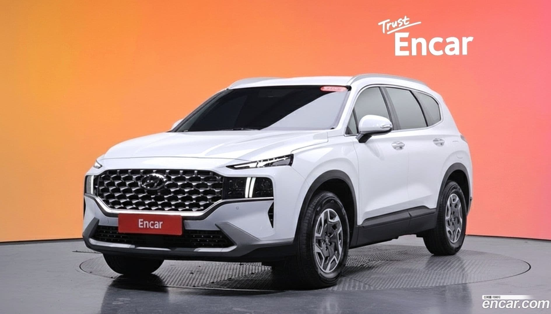 Main__Slider__Photo:Santafe Hyundai 2023.8-0