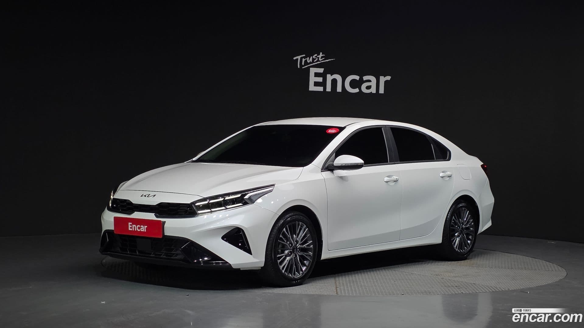 Main__Slider__Photo:K3 Kia 2023.1-0