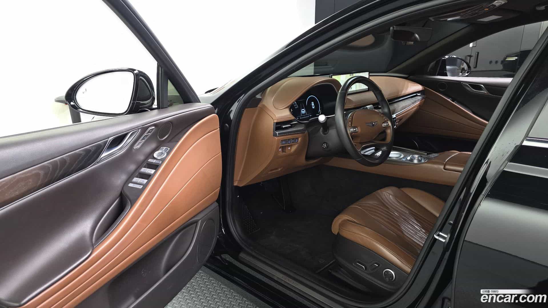 G80 Genesis 2021.0-INNER-010