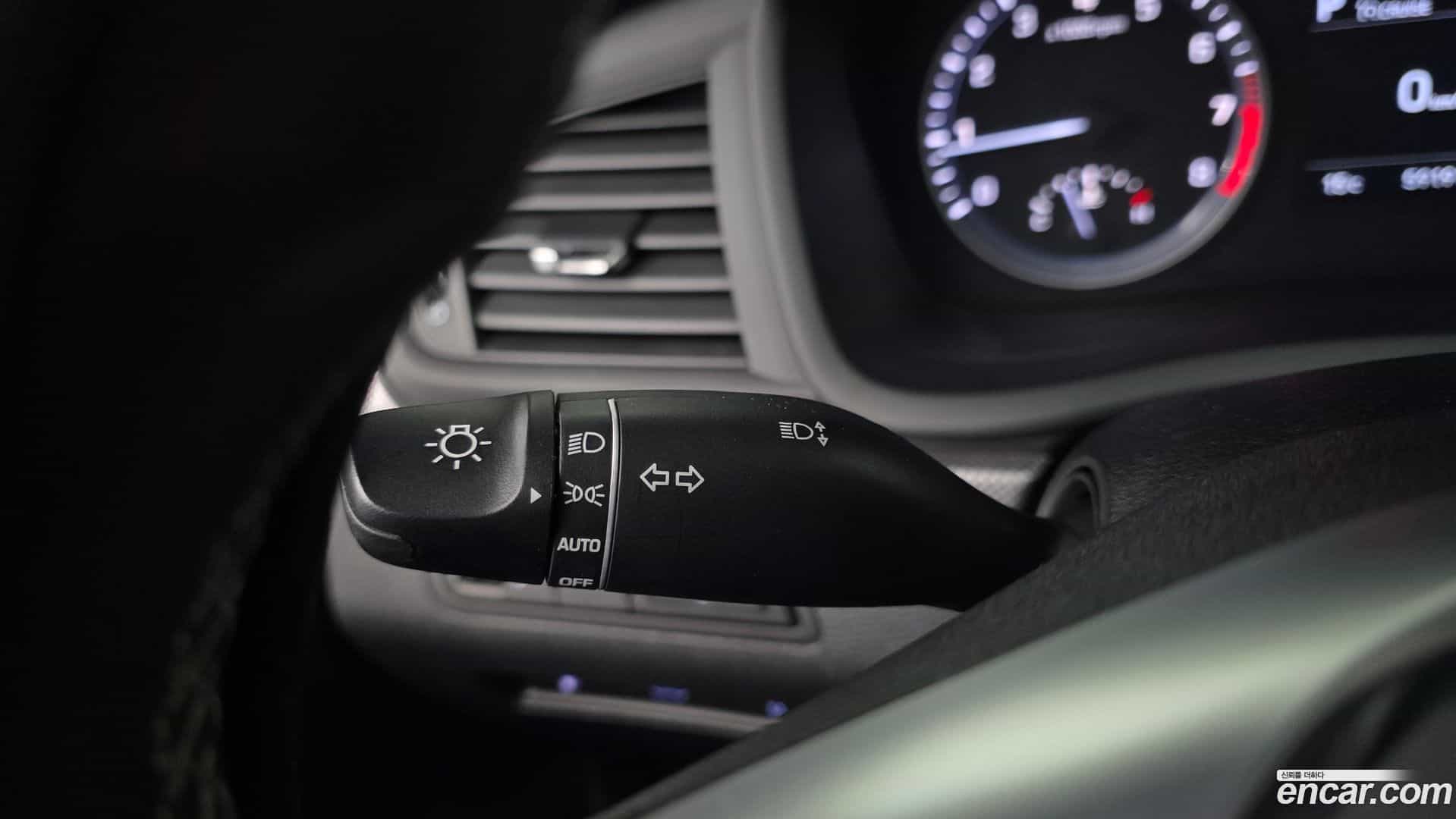 Sonata Hyundai 2018.9-OPTION-020