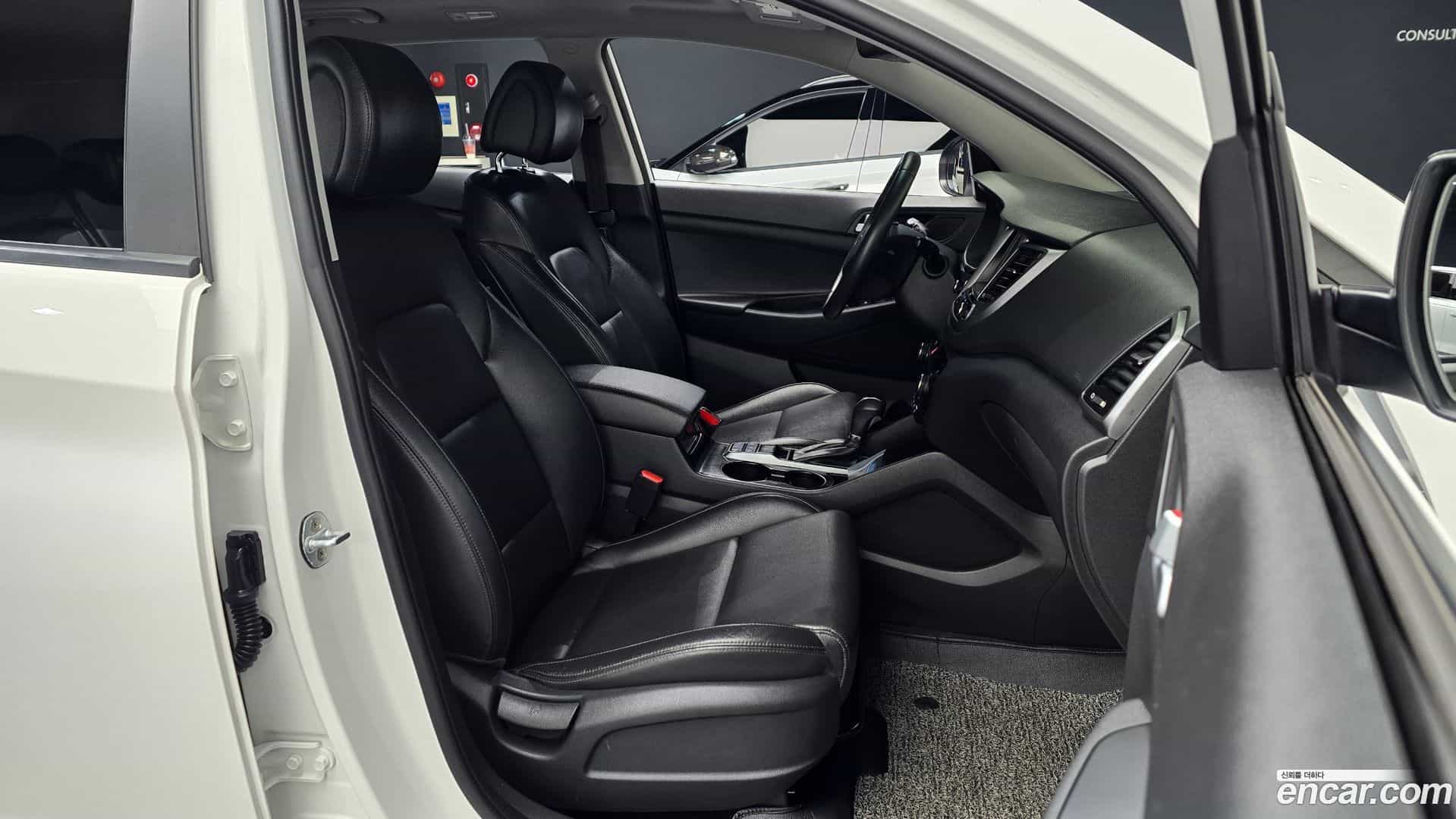 Tucson Hyundai 2017.6-INNER-010
