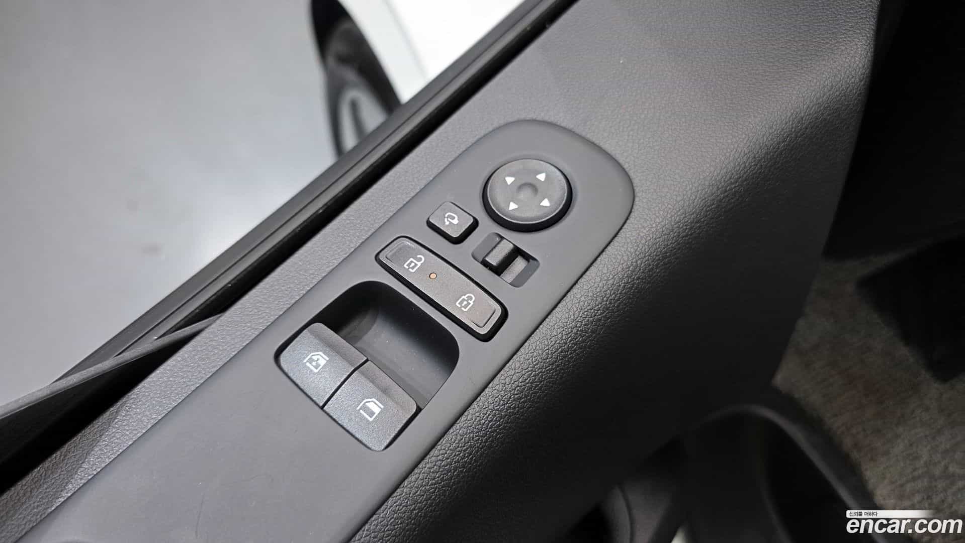 Staria Hyundai 2025.2-OPTION-018