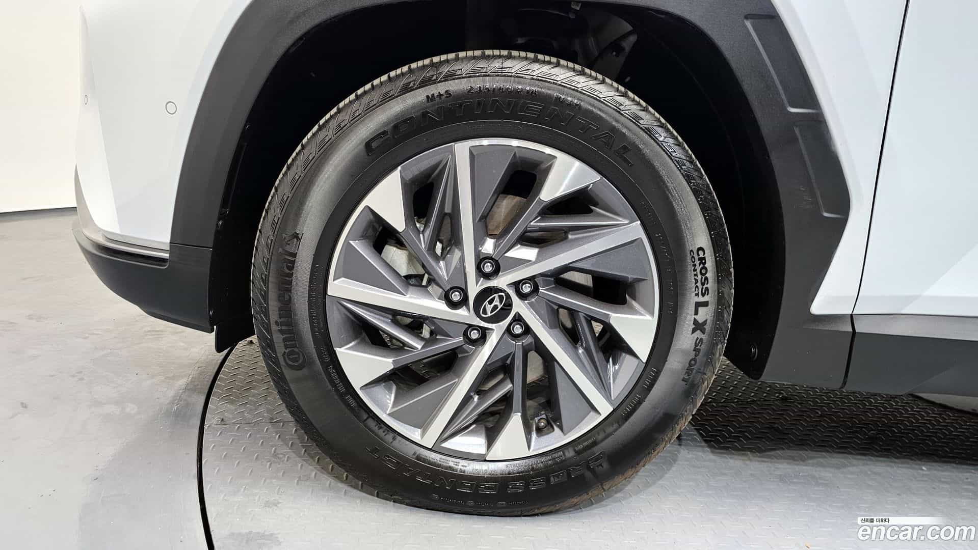 Tucson Hyundai 2023.1-OUTER-005