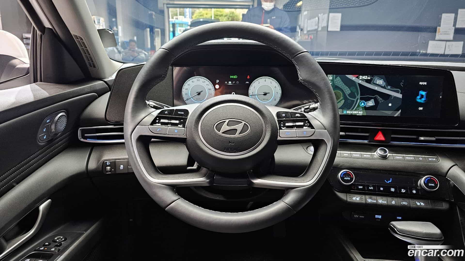 AVANTE Hyundai 2025.2-OPTION-018