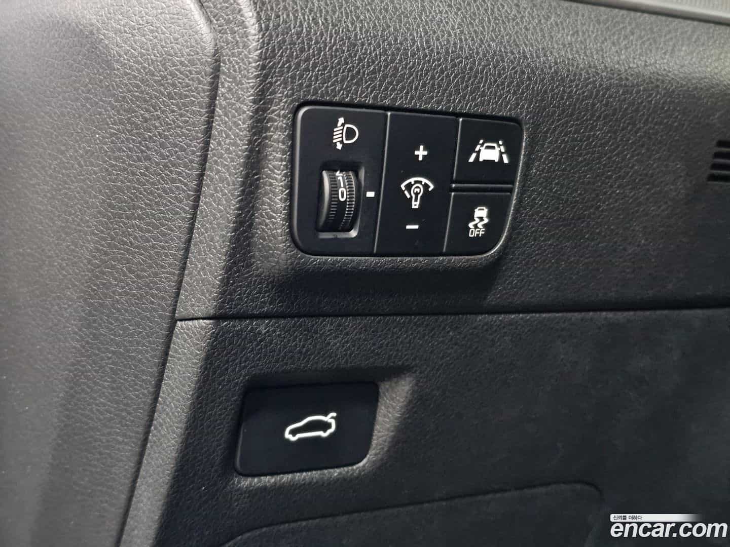 K5 Kia 2023.0-OPTION-017
