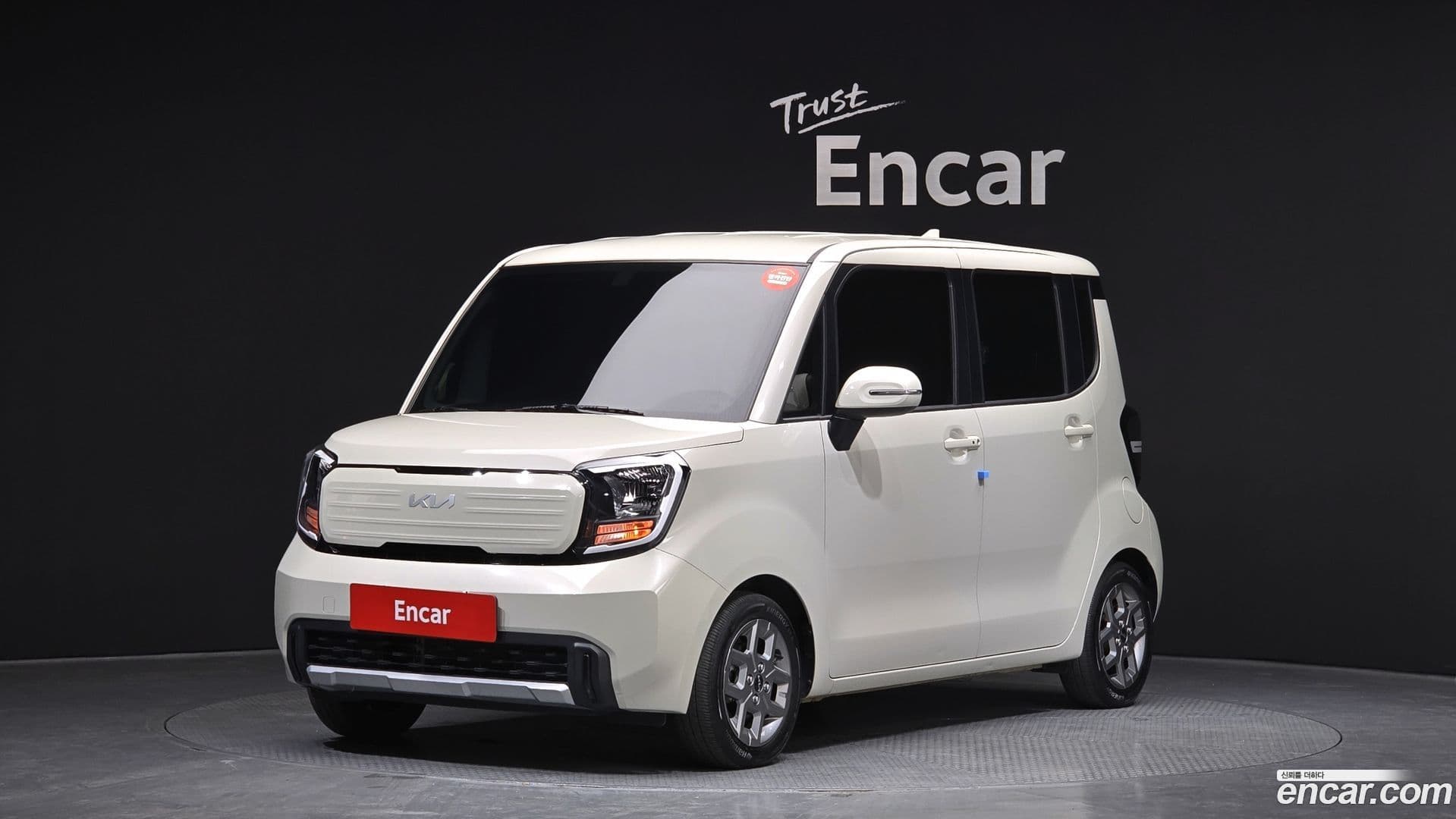 Main__Slider__Photo:RAY Kia 2024.6-0