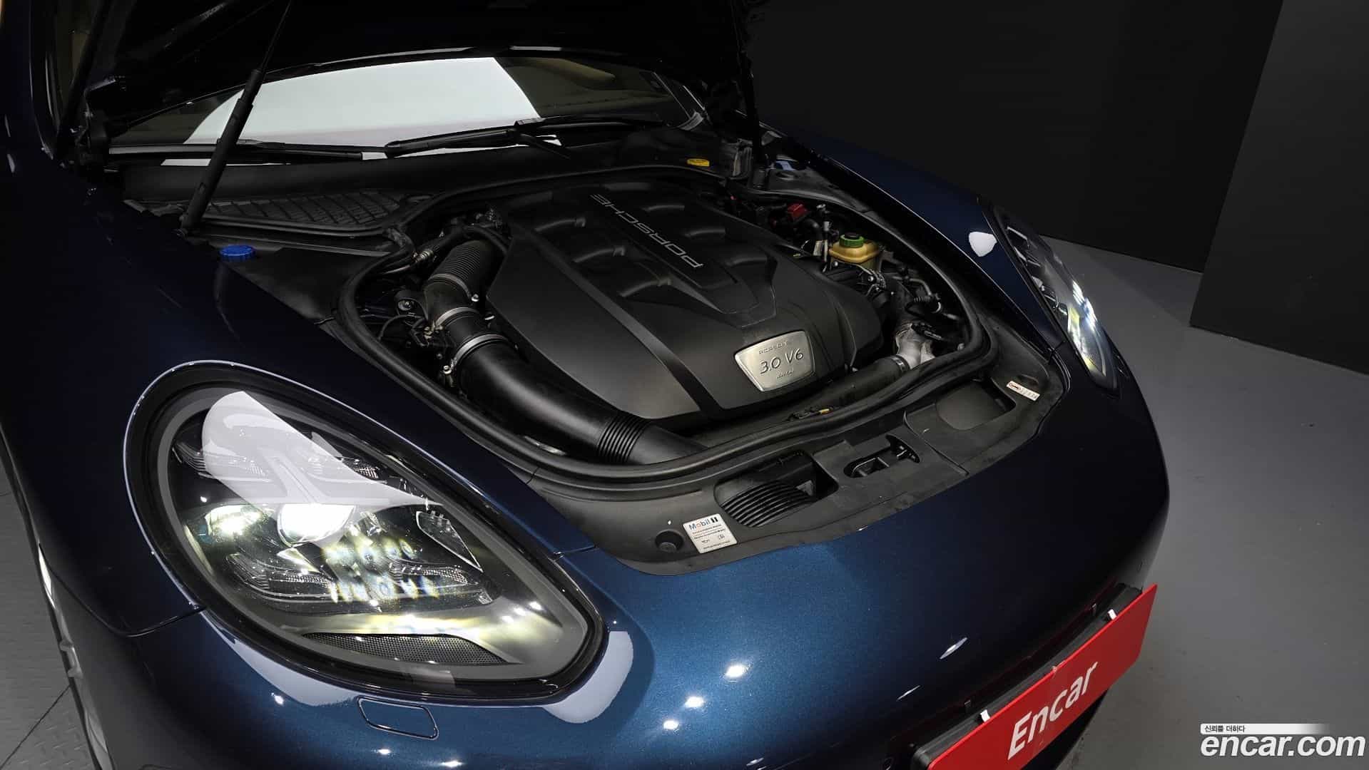 Panamera Porsche 2013.11-INNER-006