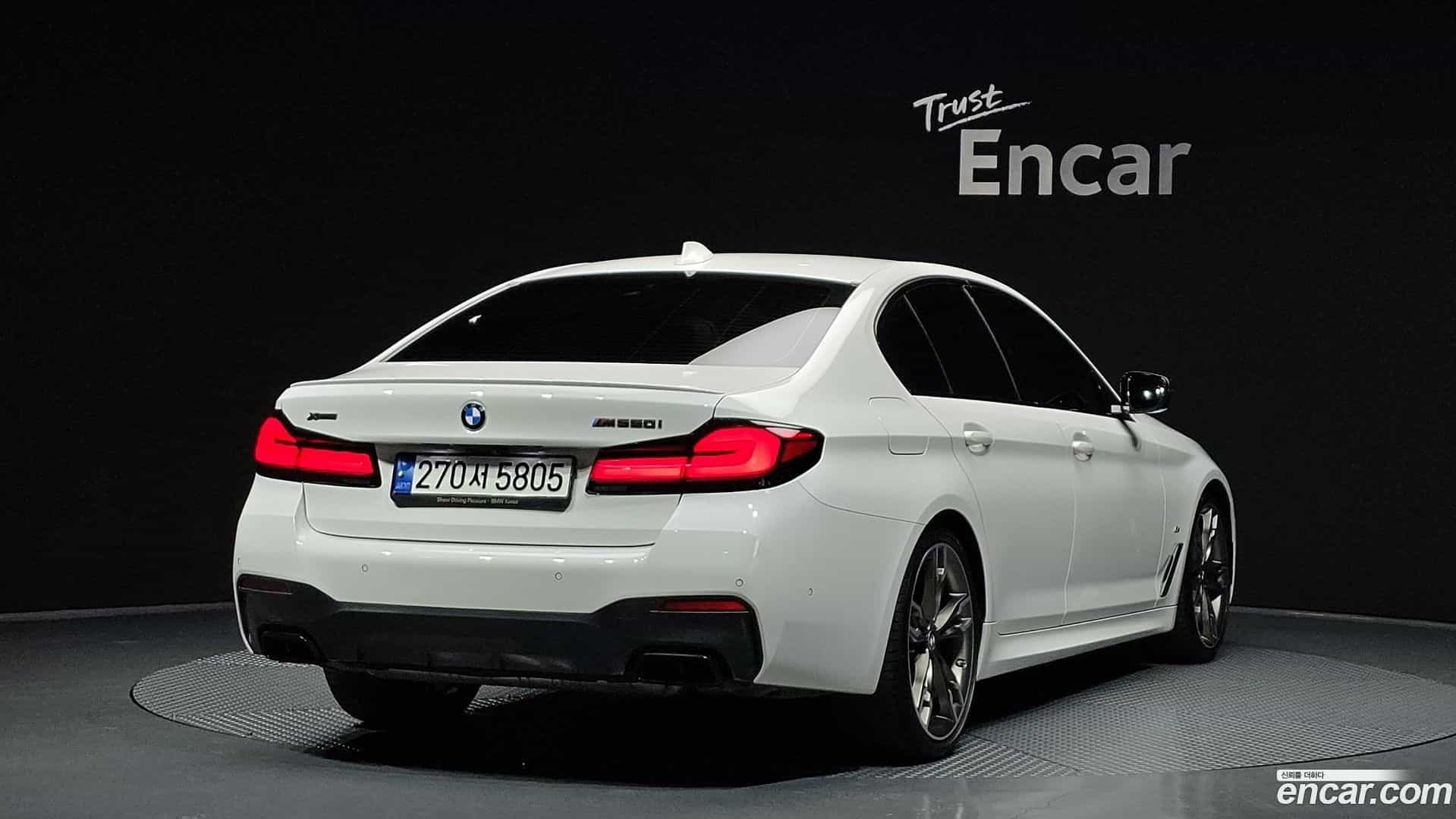 5-Series BMW 2022.2-OUTER-002