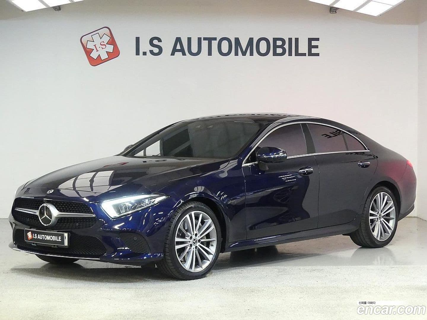 Main__Slider__Photo:CLS-Class Mercedes-Benz 2019.7-0