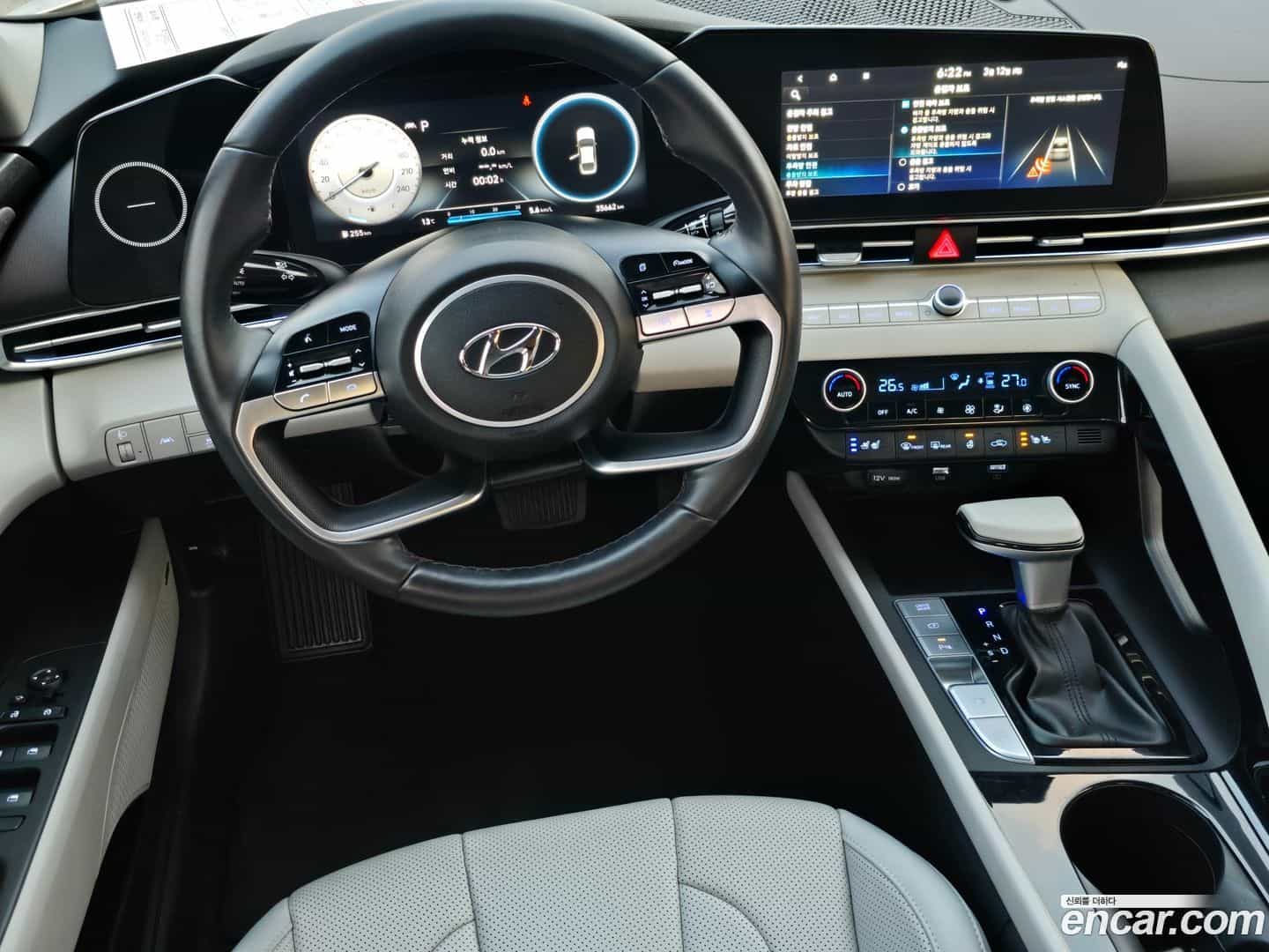 AVANTE Hyundai 2022.0-OPTION-015