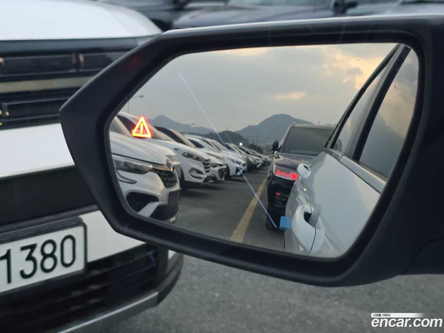 AVANTE Hyundai 2022.0-OPTION-020