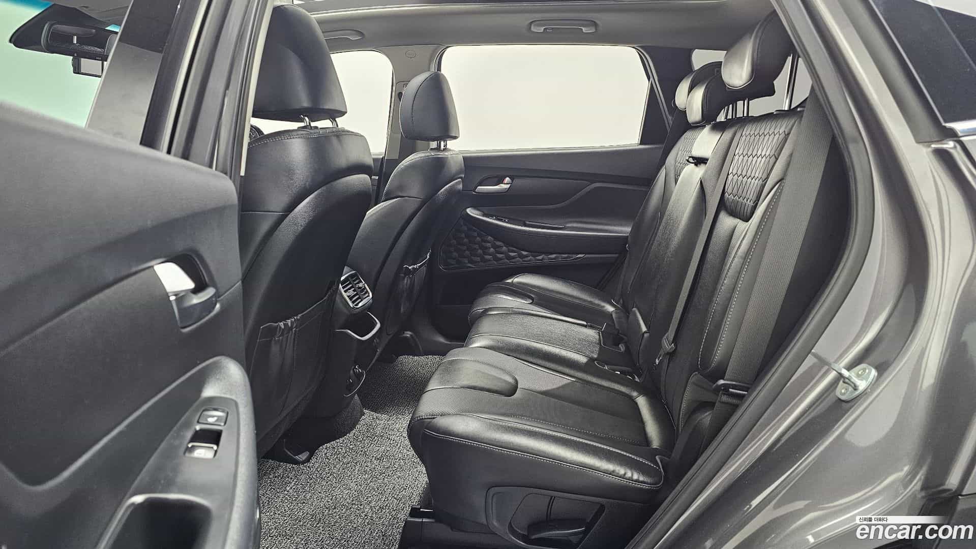 Santafe Hyundai 2019.9-OPTION-016