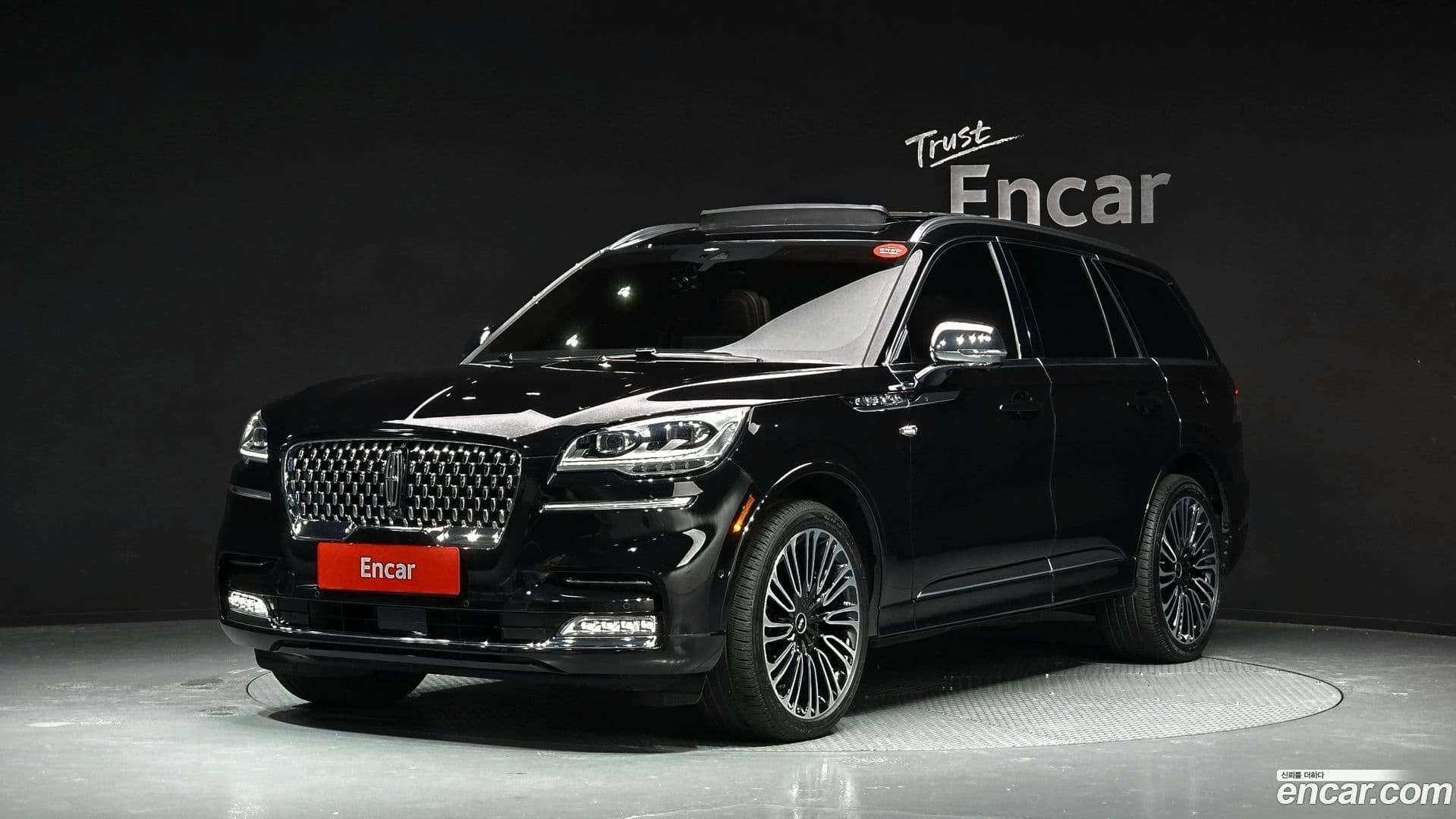 Main__Slider__Photo:Aviator Lincoln 2022.10-0