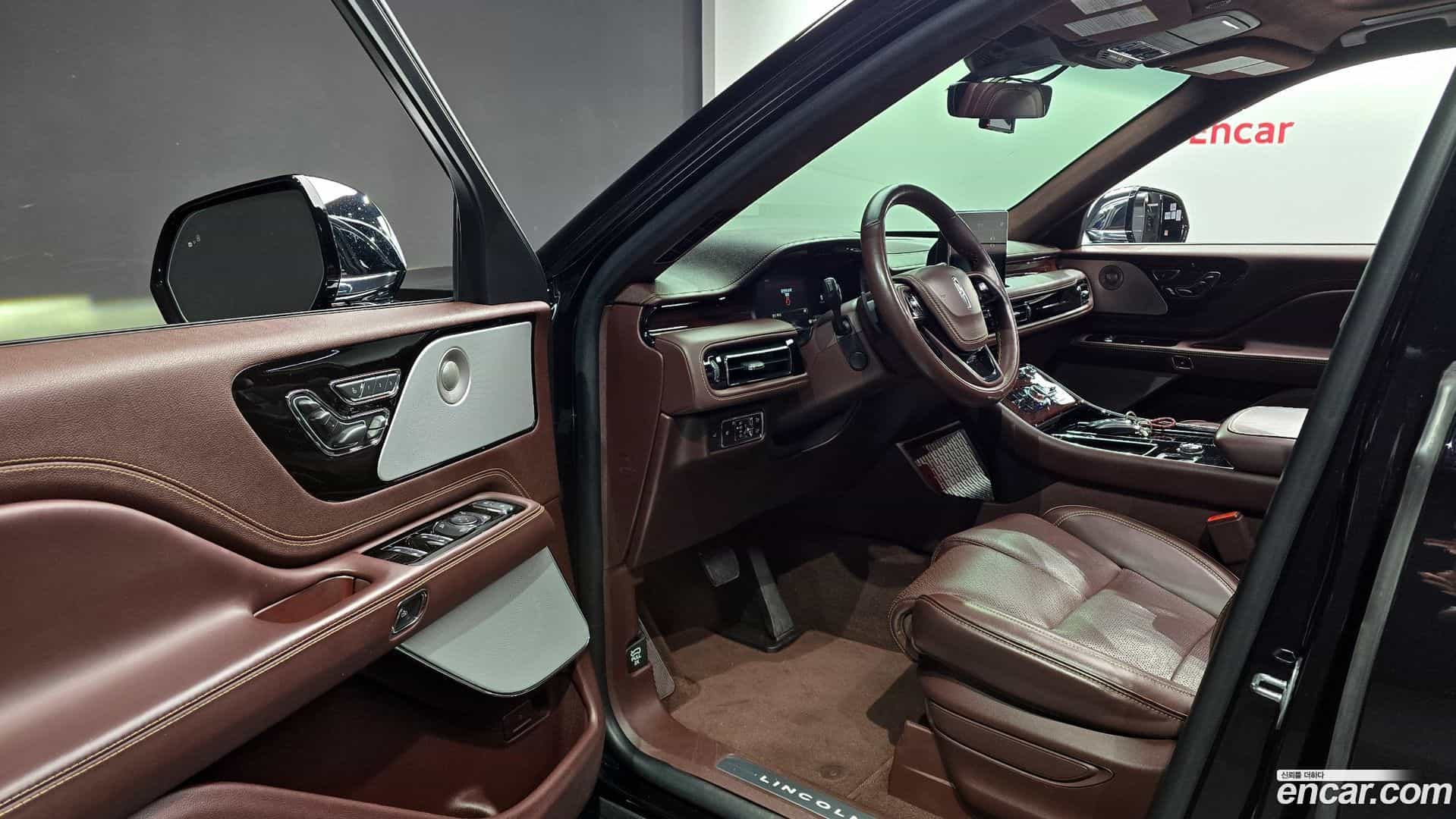 Aviator Lincoln 2022.10-OPTION-015