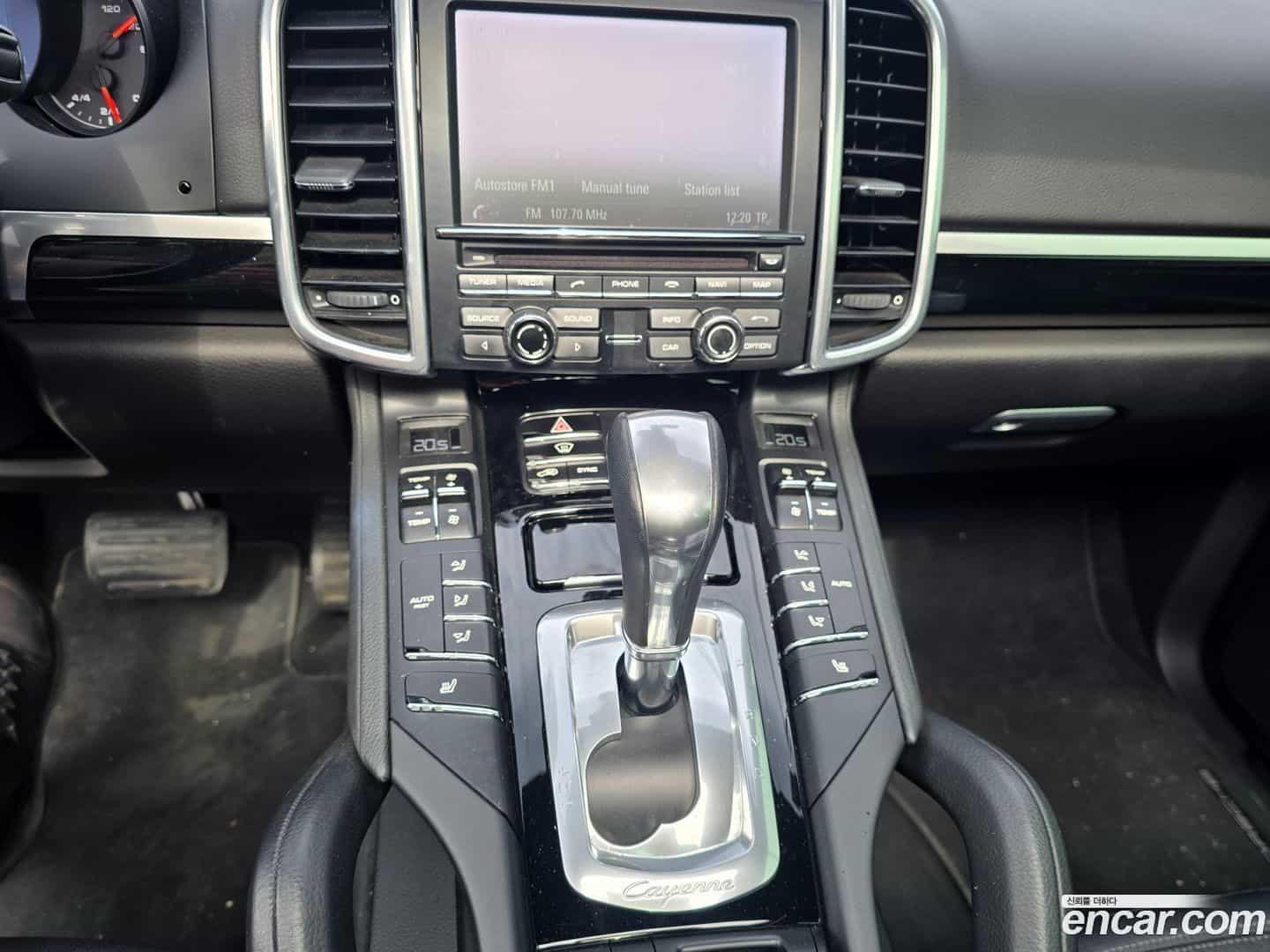 Cayenne Porsche 2015.9-OPTION-020