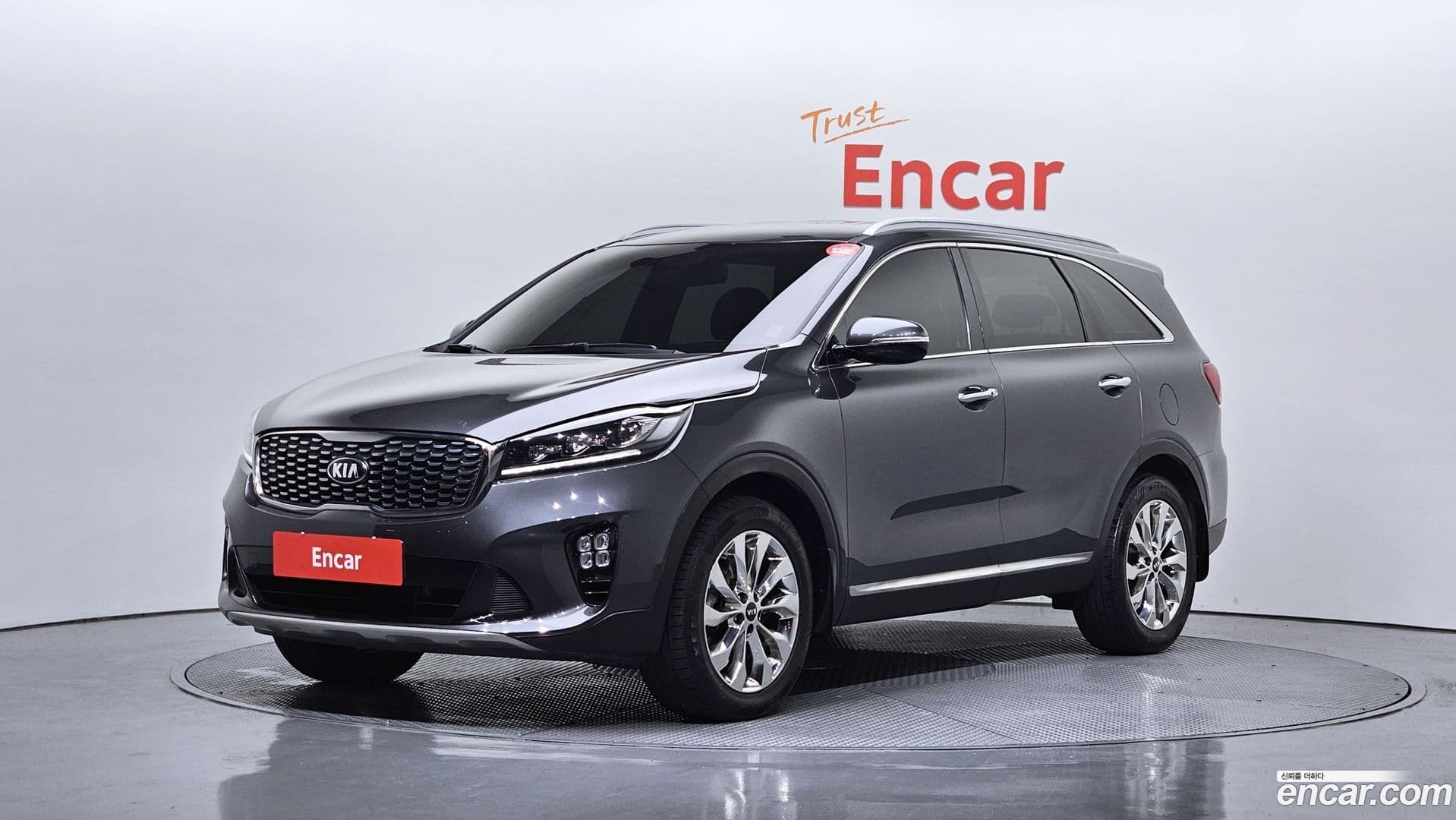 Main__Slider__Photo:Sorento Kia 2018.3-0