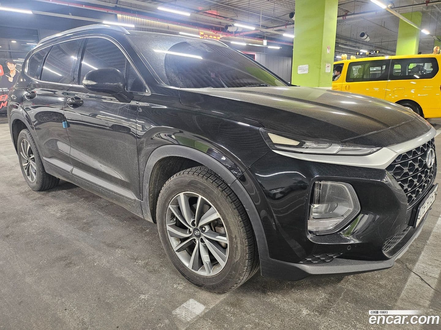 Main__Slider__Photo:Santafe Hyundai 2018.8-0