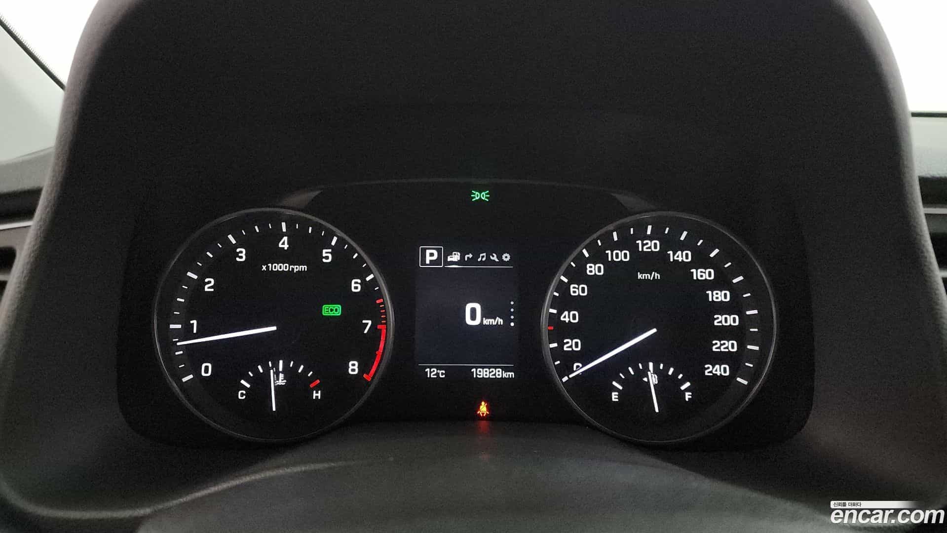 AVANTE Hyundai 2018.3-INNER-008