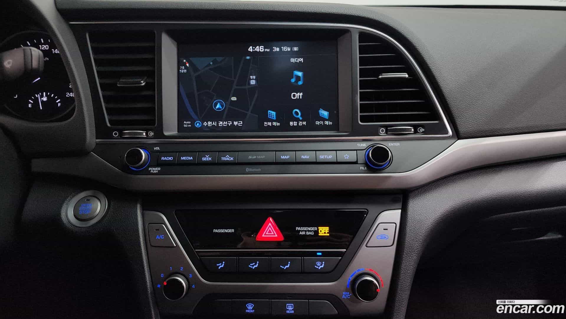 AVANTE Hyundai 2018.3-OPTION-020