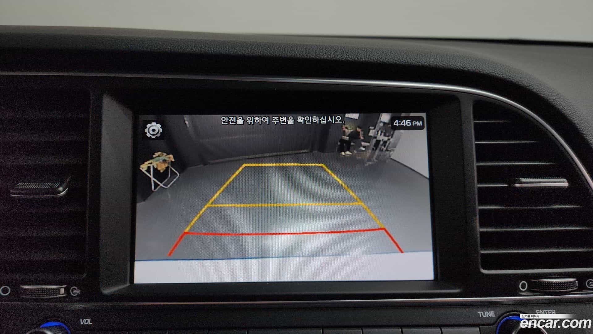 AVANTE Hyundai 2018.3-OPTION-021