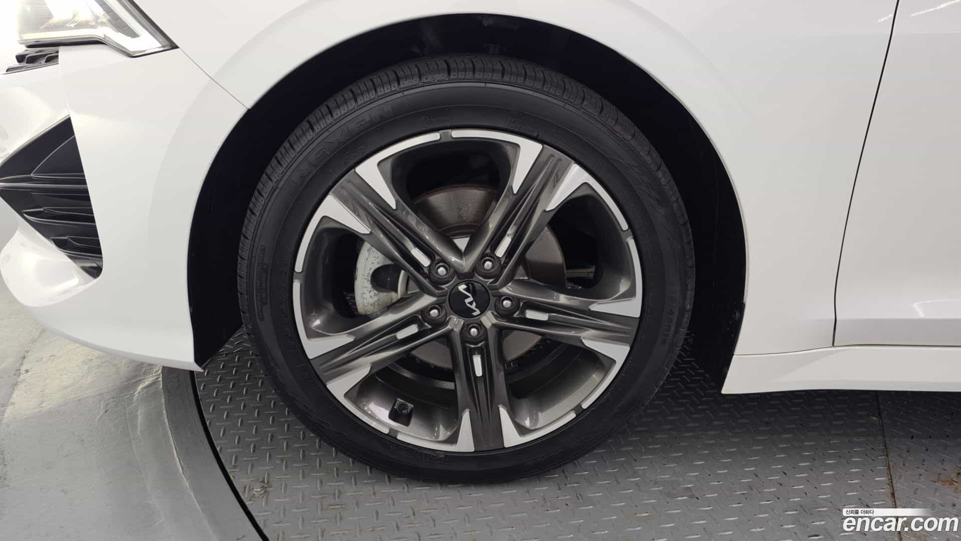 K5 Kia 2022.2-OPTION-024