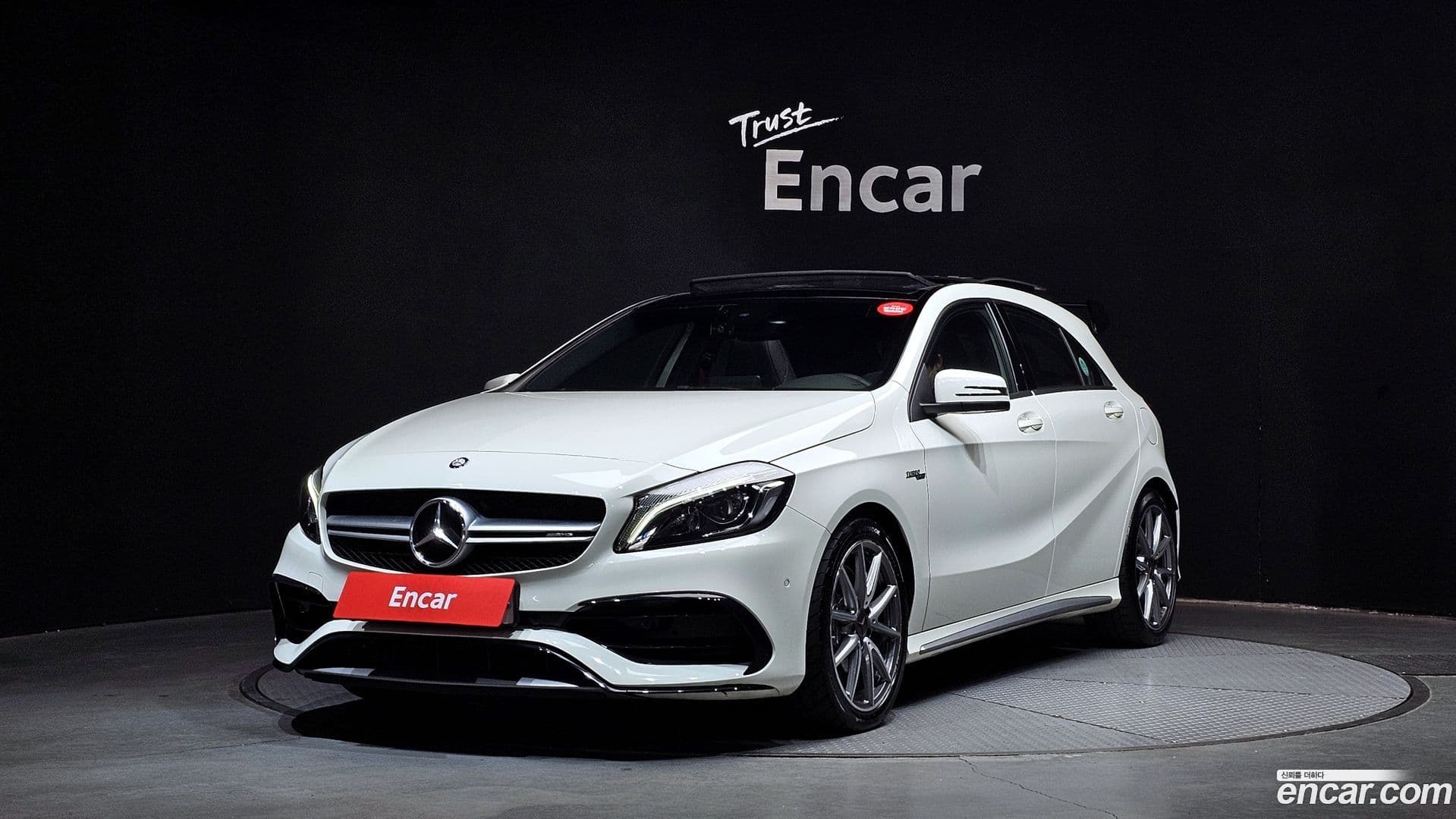 Main__Slider__Photo:A-Class Mercedes-Benz 2016.6-0