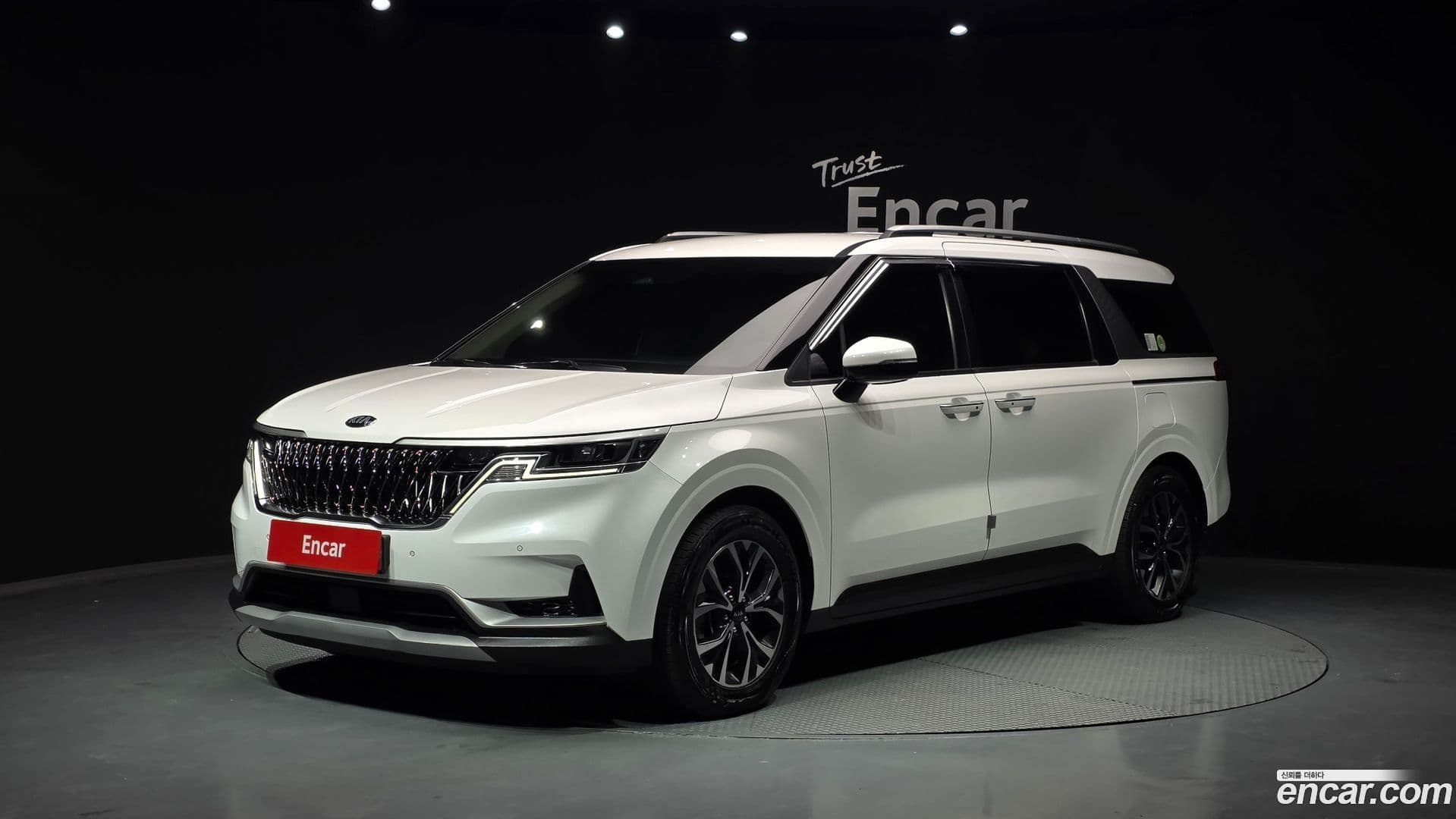 Main__Slider__Photo:Canival Kia 2021.2-0