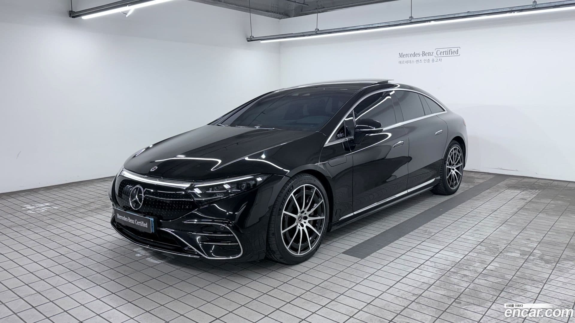 Main__Slider__Photo:EQS Mercedes-Benz 2023.3-0
