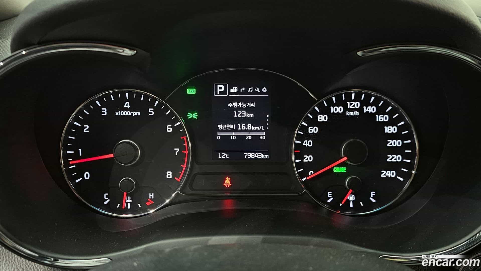K3 Kia 2016.0-INNER-008