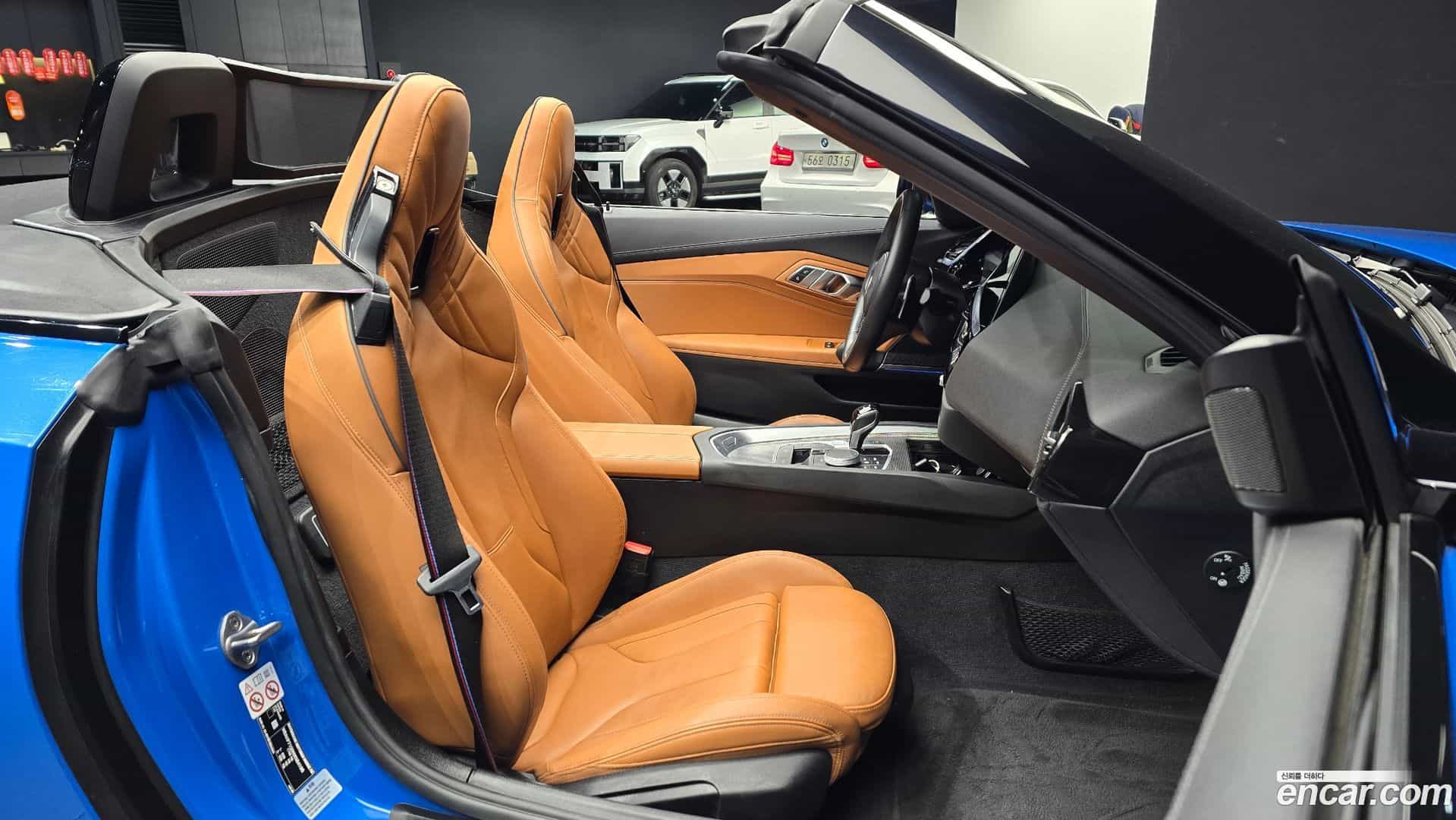 Z4 BMW 2022.4-INNER-010