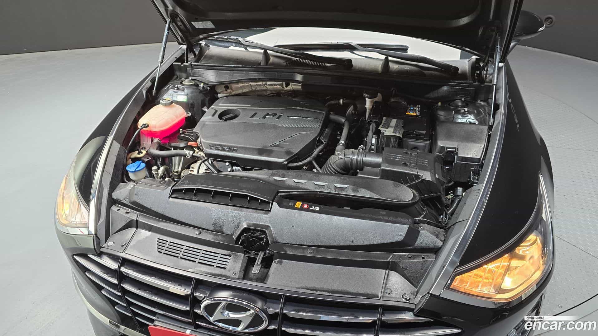 Sonata Hyundai 2022.1-INNER-006